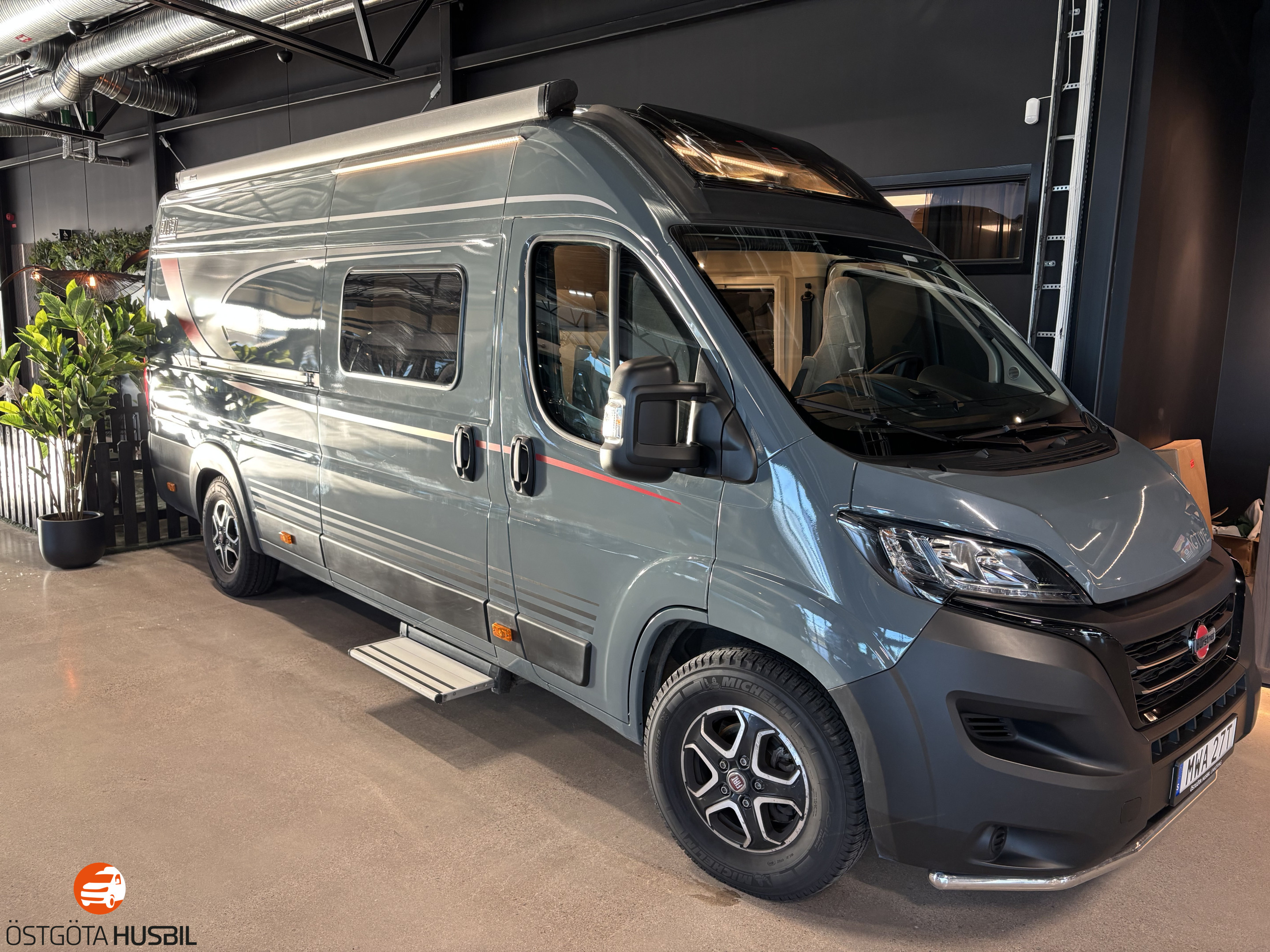 Produktbild 1 - Bürstner Eliseo 642 // Automat // Låga Enkelbäddar