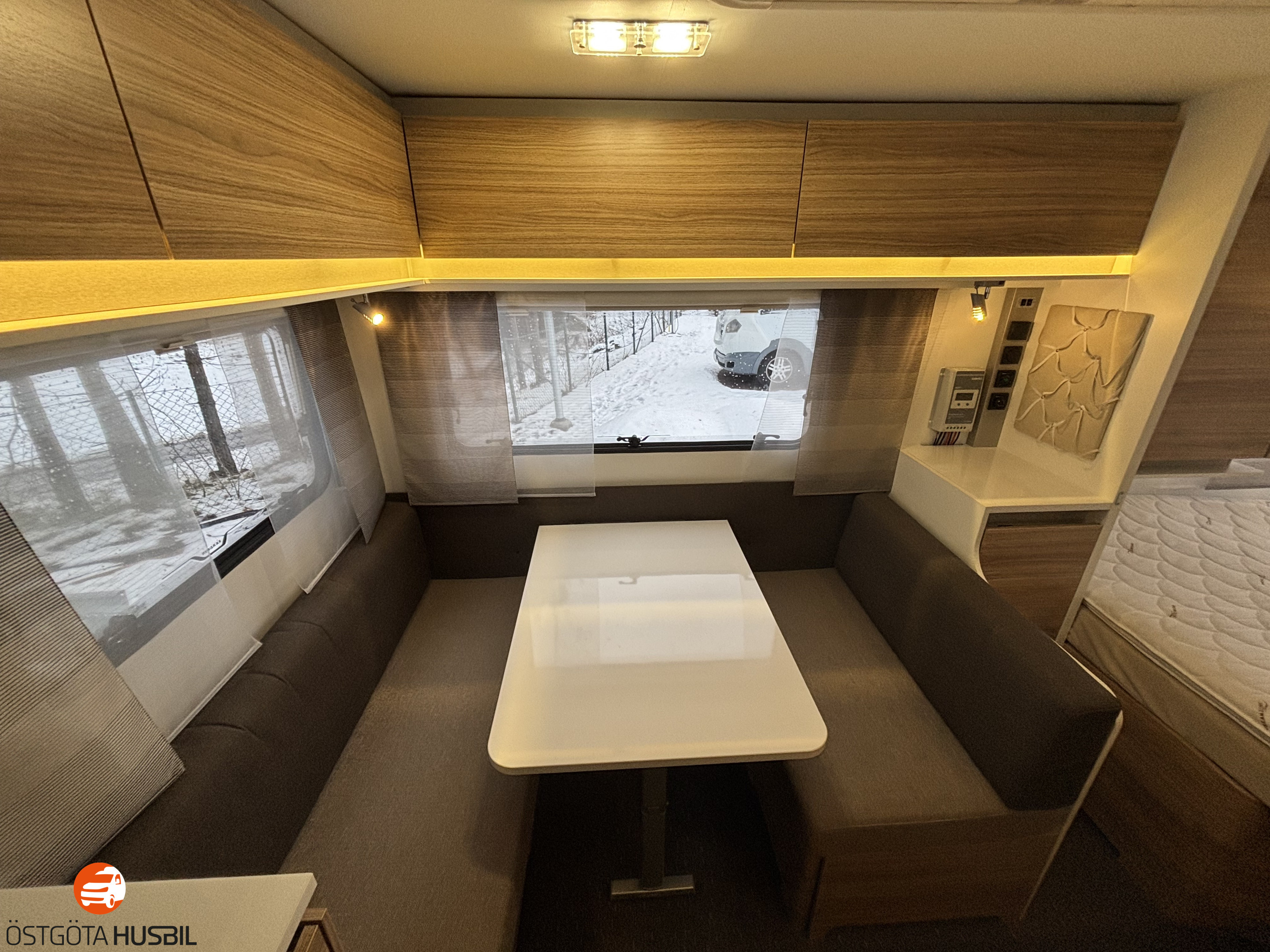 Produktbild 1 - Adria ALTEA 432PX // DUBBLESÄNG // SOLPANEL // GOL