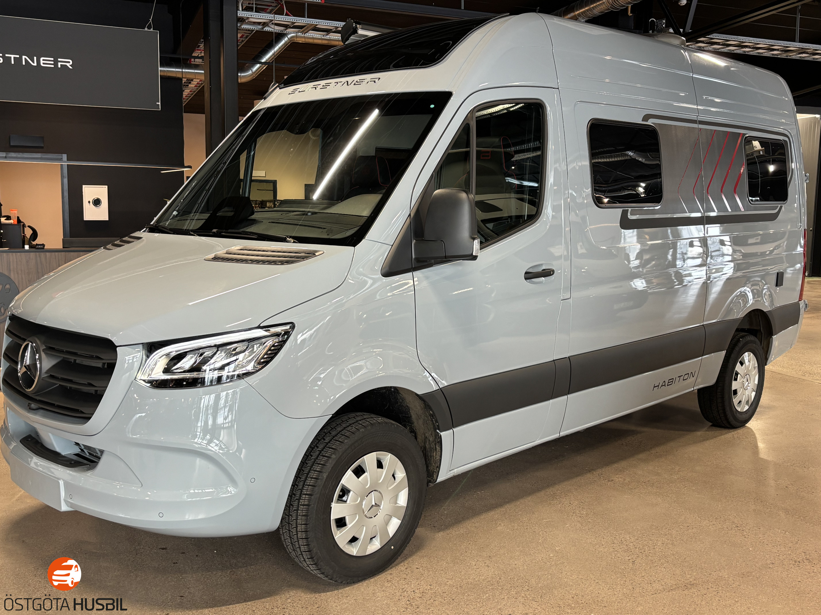 Produktbild 1 - Bürstner Habiton HM 6.0 Under 6 m med långbäddar!!