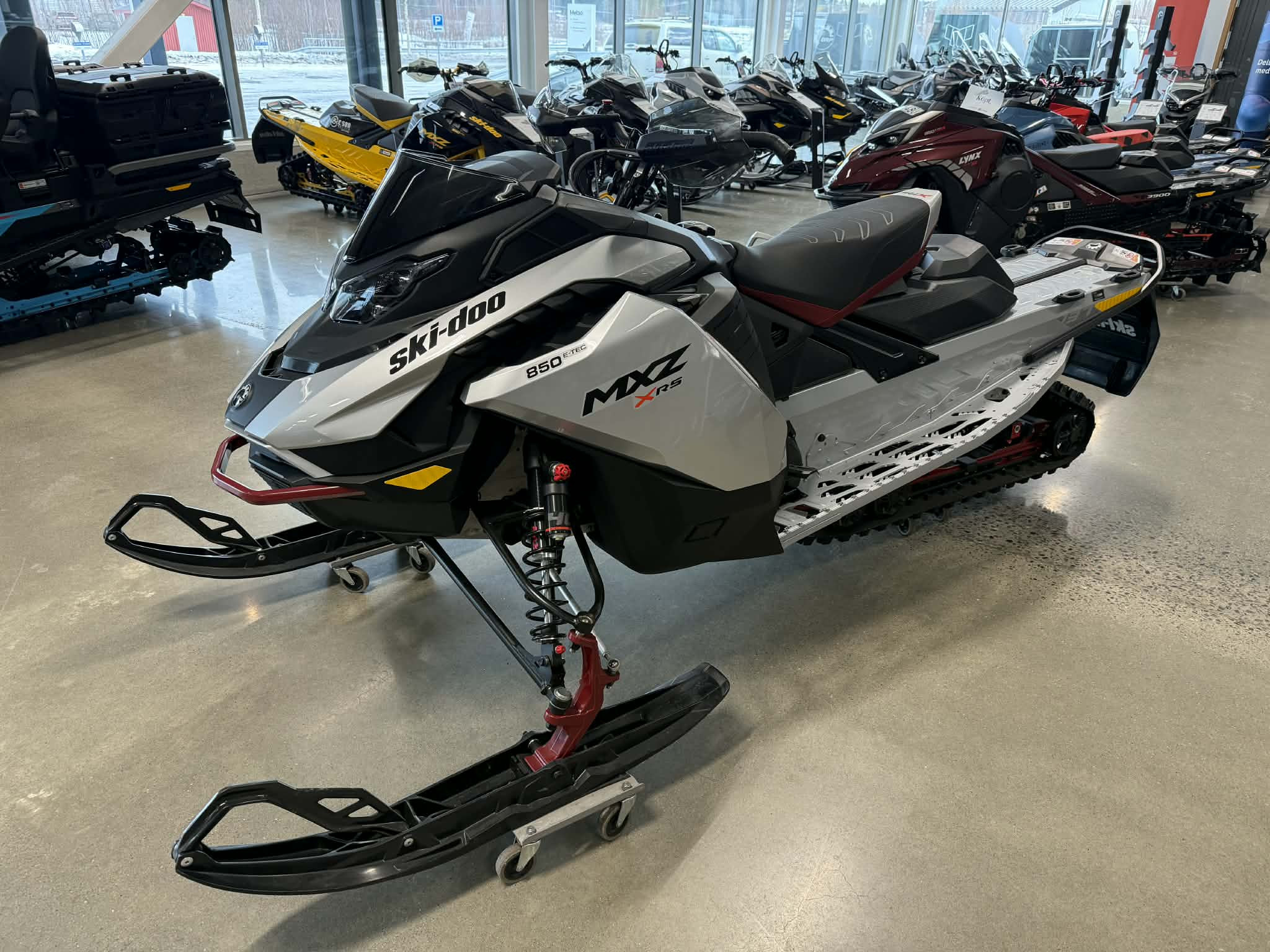 Produktbild 1 - Ski-doo MXZ X-RS 850 E-TEC 137" El-start MOMS 2024