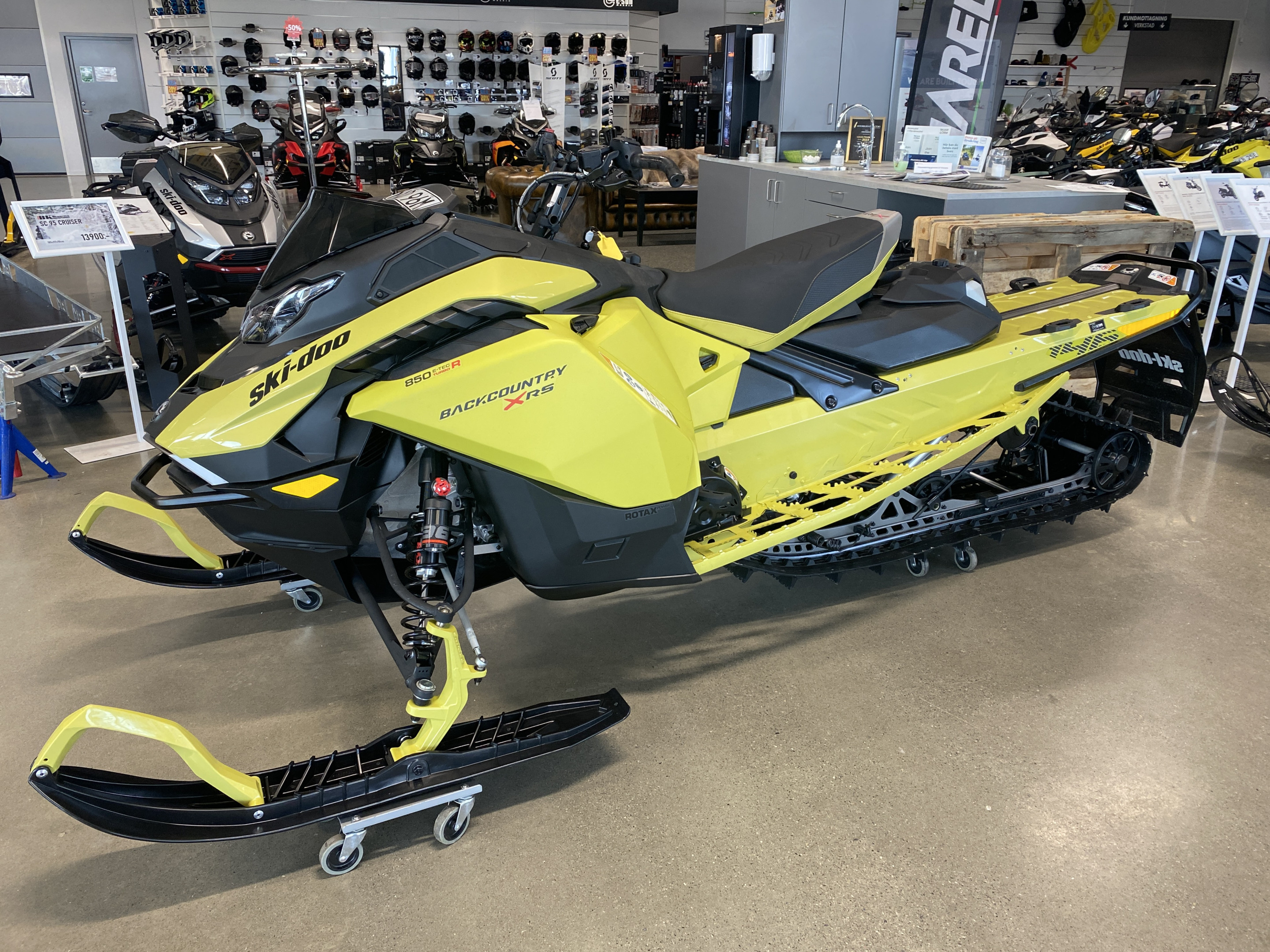 Produktbild 1 - Ski-doo Backcountry X-RS 850 E-TEC Turbo R with WI