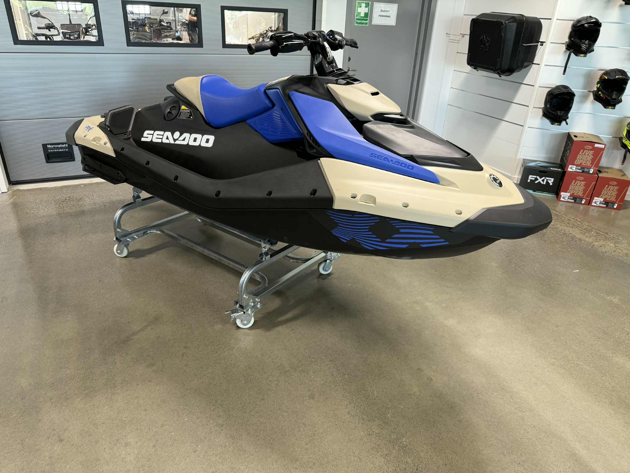 Produktbild 1 - Sea-Doo SPARK Trixx 90hk IBR BOKA NU 2026