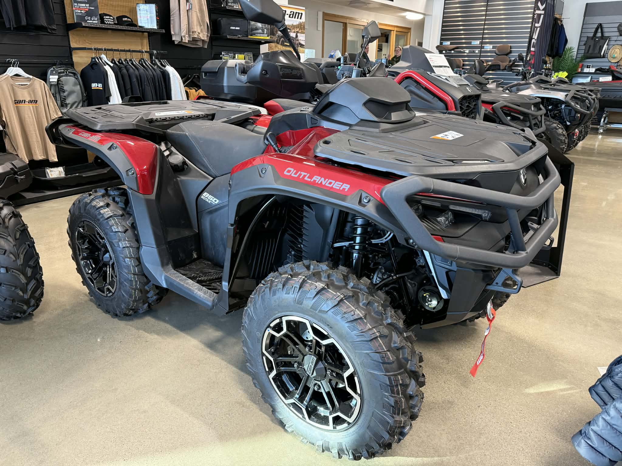 Produktbild 1 - Can-Am Outlander XT 850 Fiery Red T3B ABS 2025