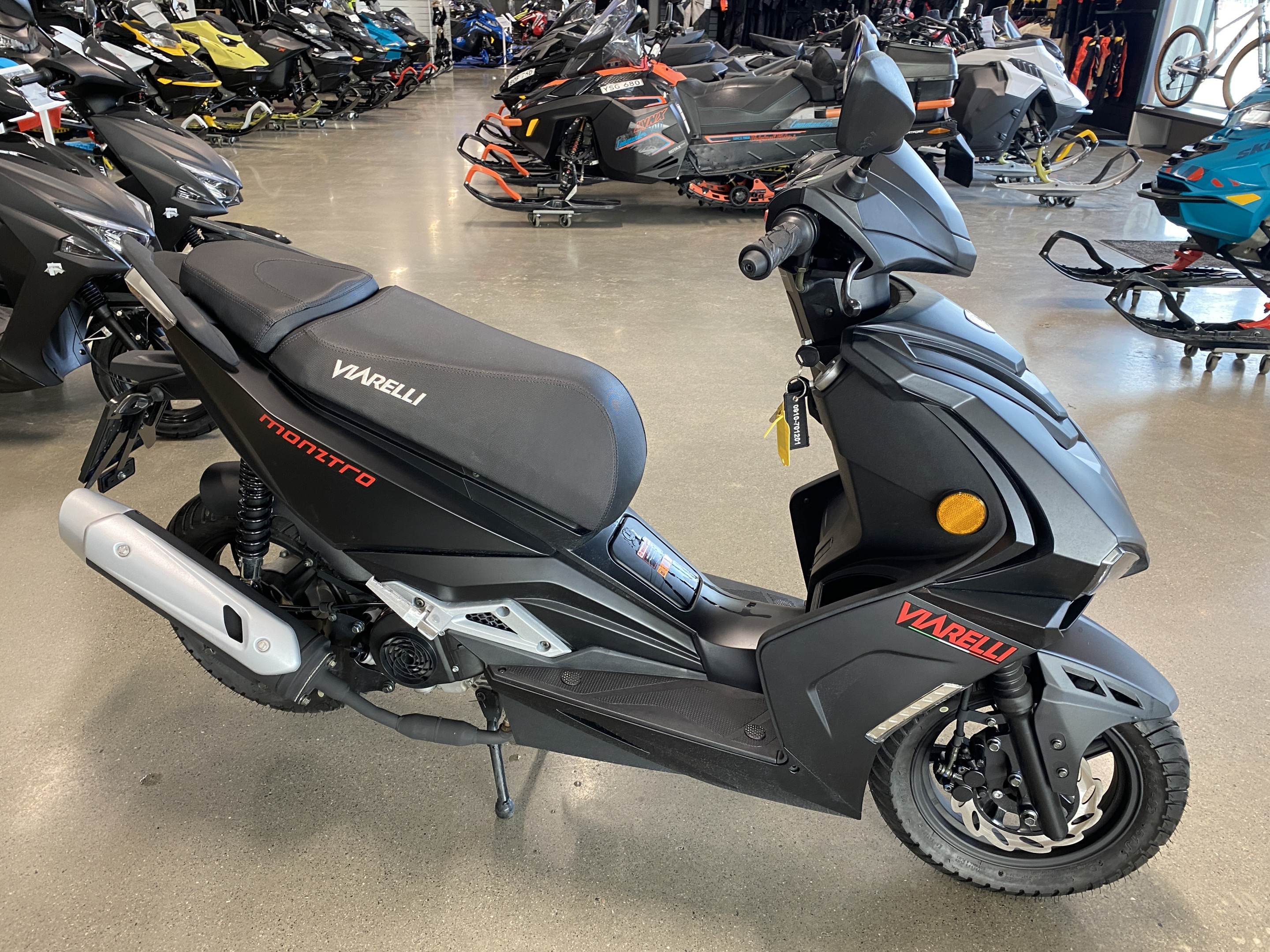 Produktbild 1 - Viarelli Monztro Mattsvart Klass 1 45km/h 2024