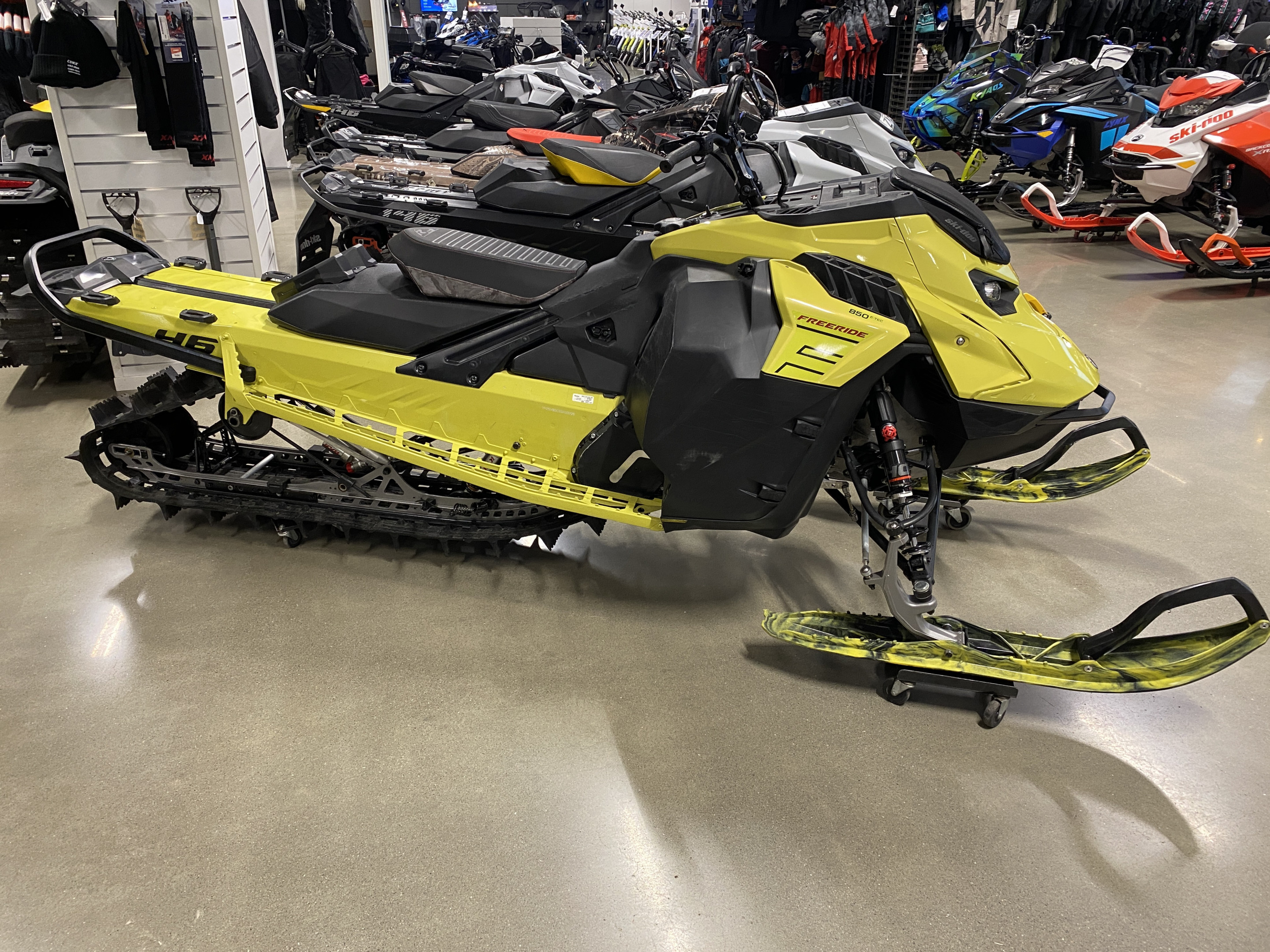 Produktbild 1 - Ski-doo FREERIDE 146" 850 E-TEC SHOT Förmedling 20
