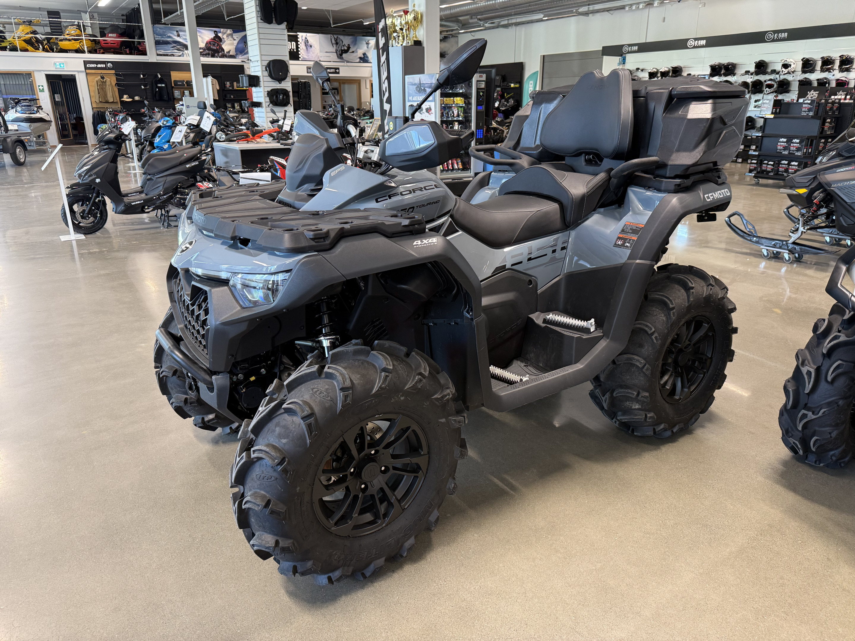 Produktbild 1 - CFMOTO C-FORCE 850 TOURING T3B 2024
