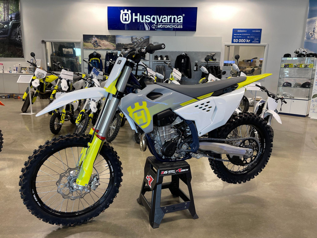 Produktbild 1 - Husqvarna FC 450 KAMPANJ - FRI FRAKT 2024