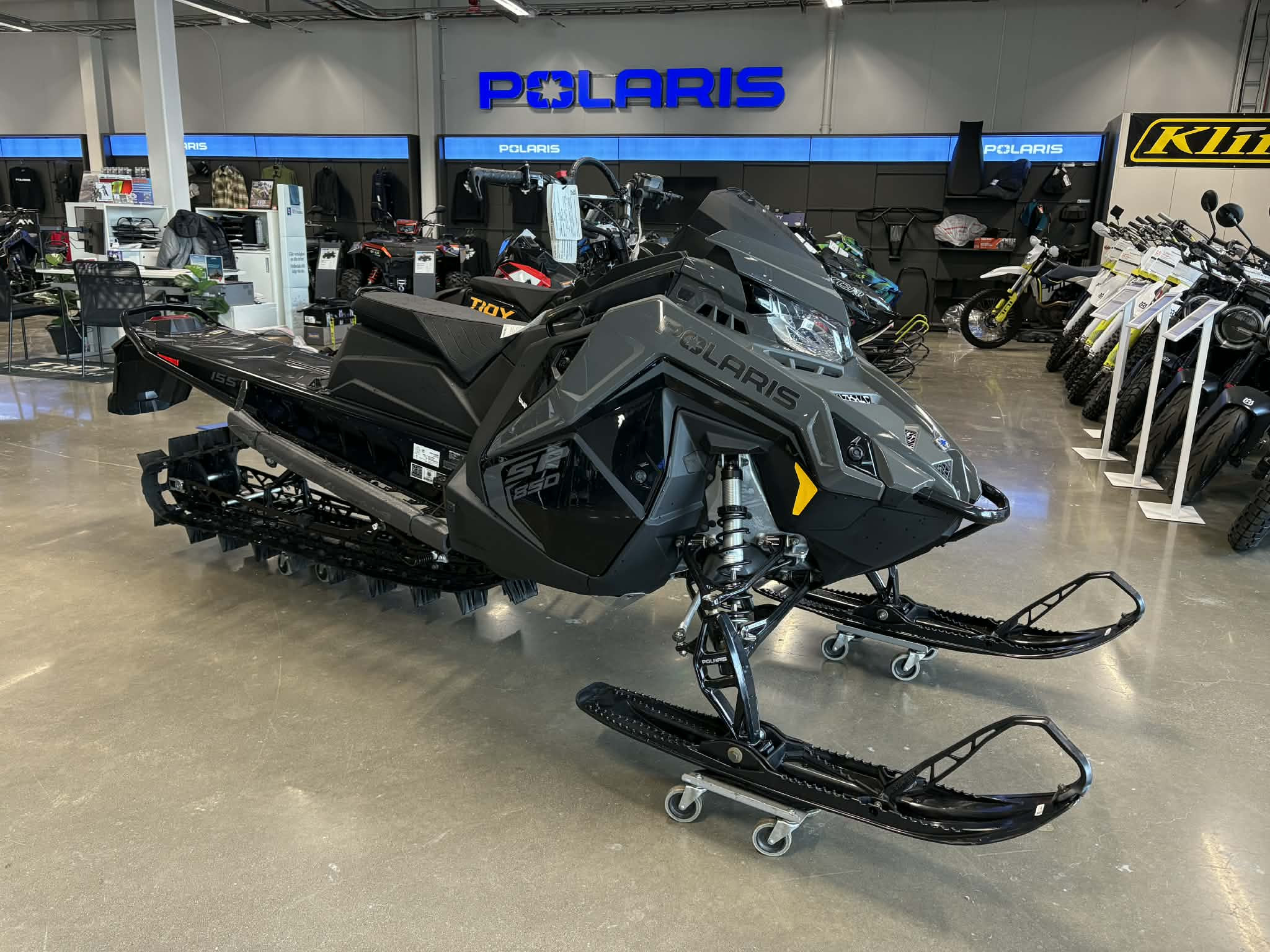 Produktbild 1 - Polaris 850 RMK SP 155" PRO Full tunnel SUPER KAMP