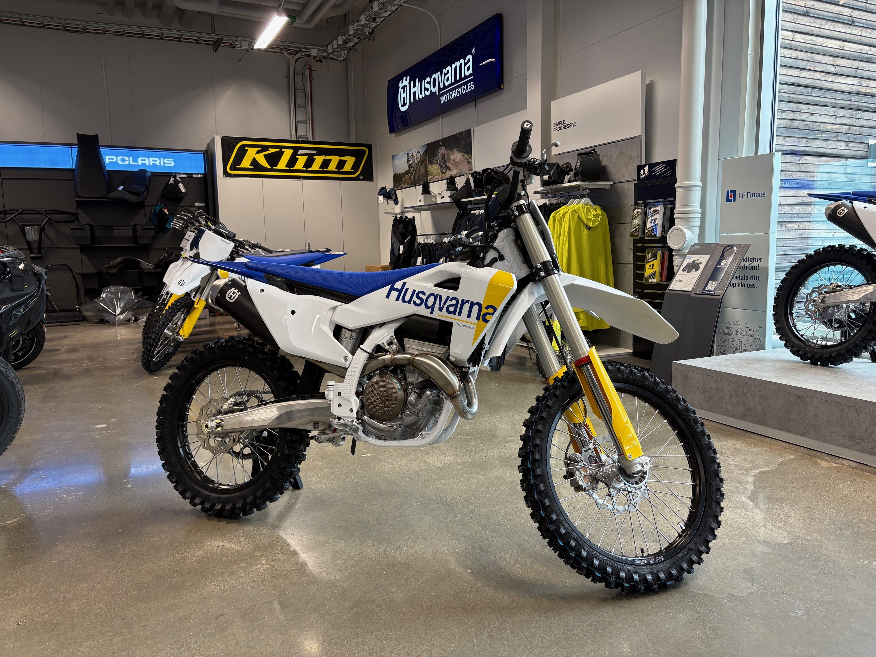 Produktbild 1 - Husqvarna FC 250 2027
