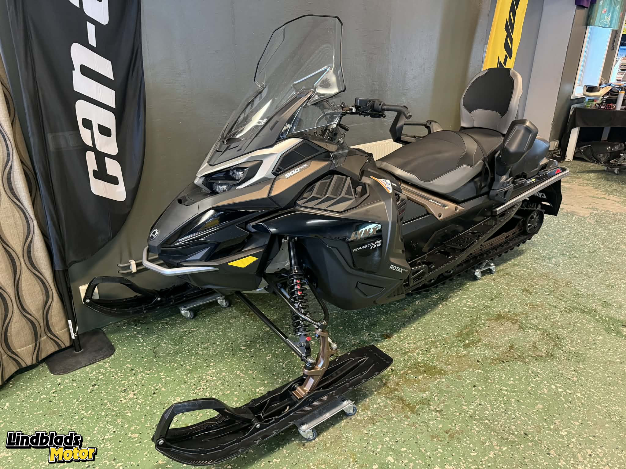 Produktbild 1 - Lynx ADVENTURE LIMITIED 900 ACE 2025