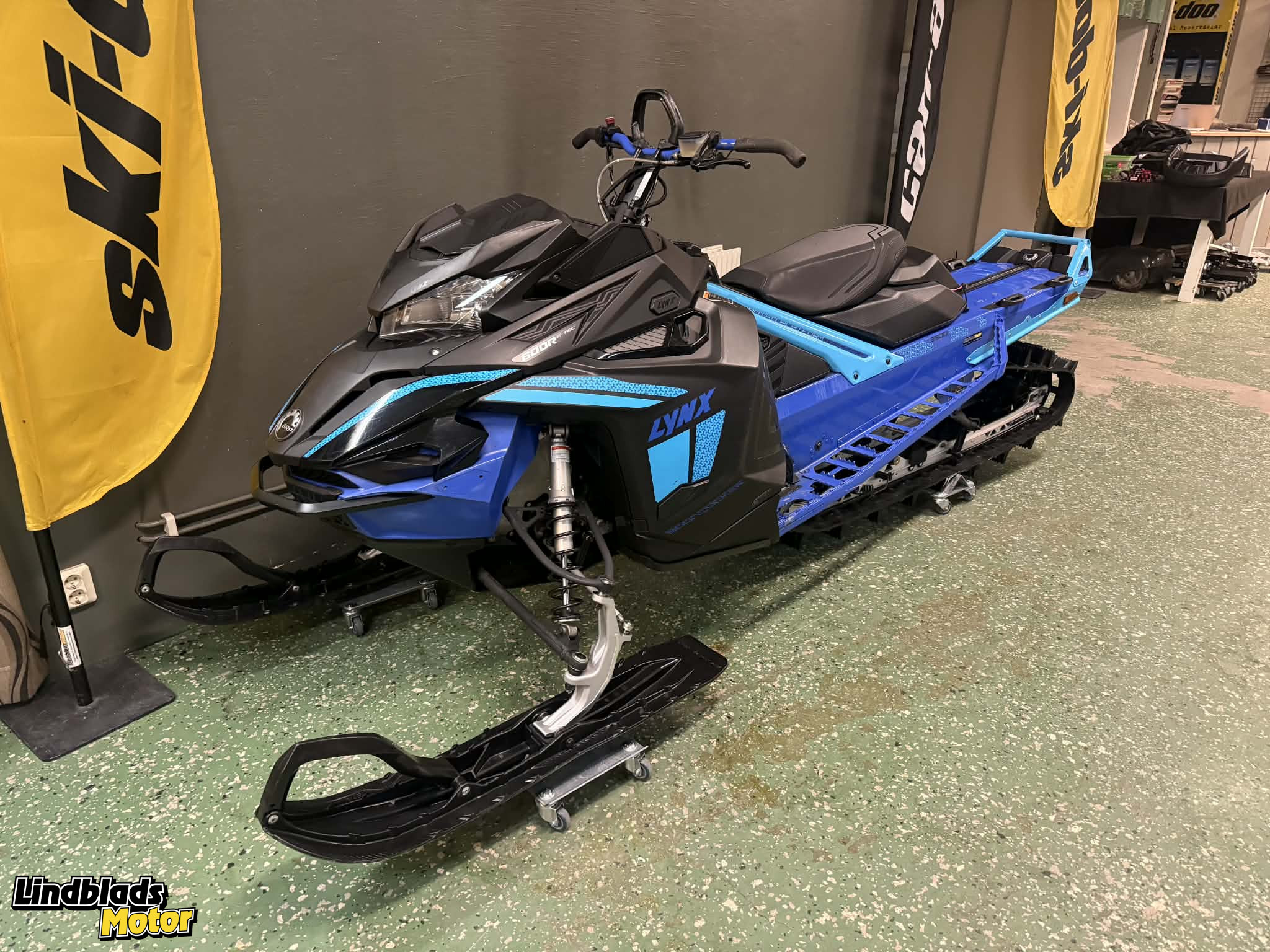 Produktbild 1 - Lynx BOONDOCKER 3900 600R E-TEC elstart 2021