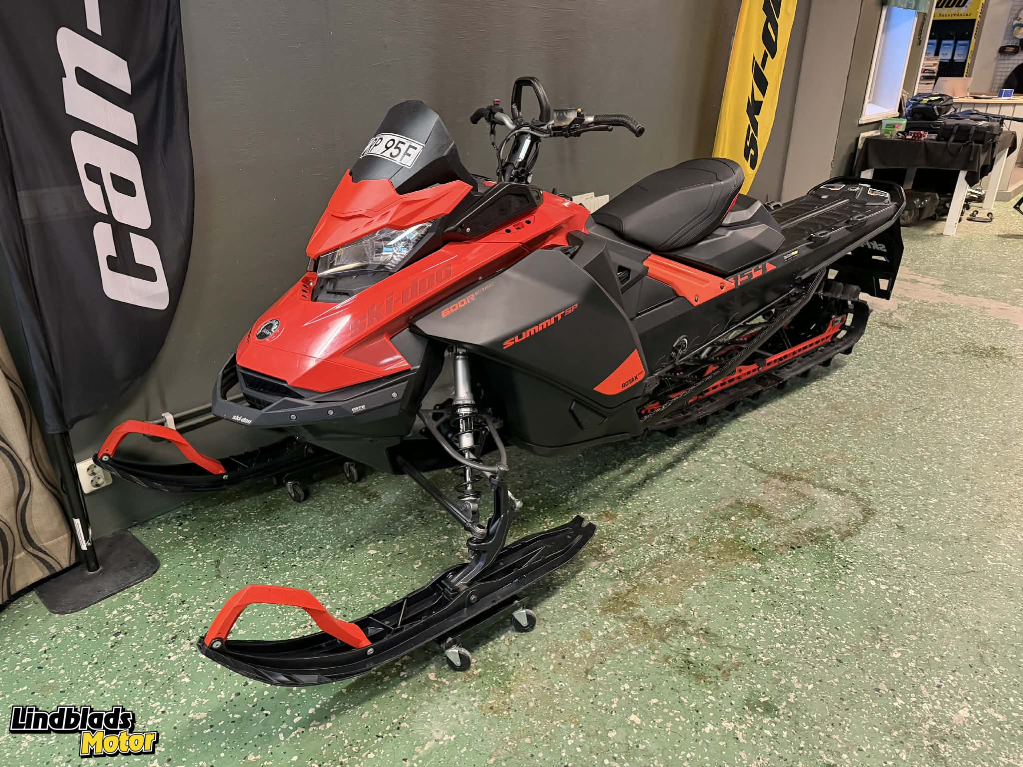 Produktbild 1 - Ski-doo SUMMIT SP 154 600R ES / AR 2021