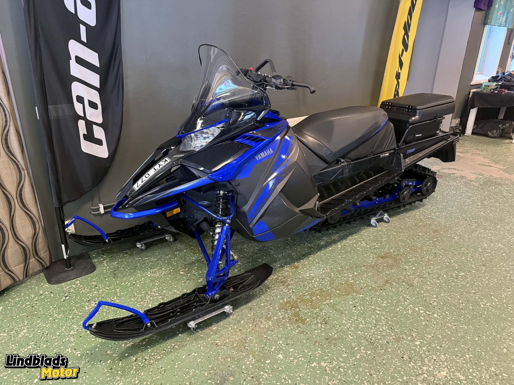 Produktbild 1 - Yamaha MP 600 TRANSPORTER 153" 2019