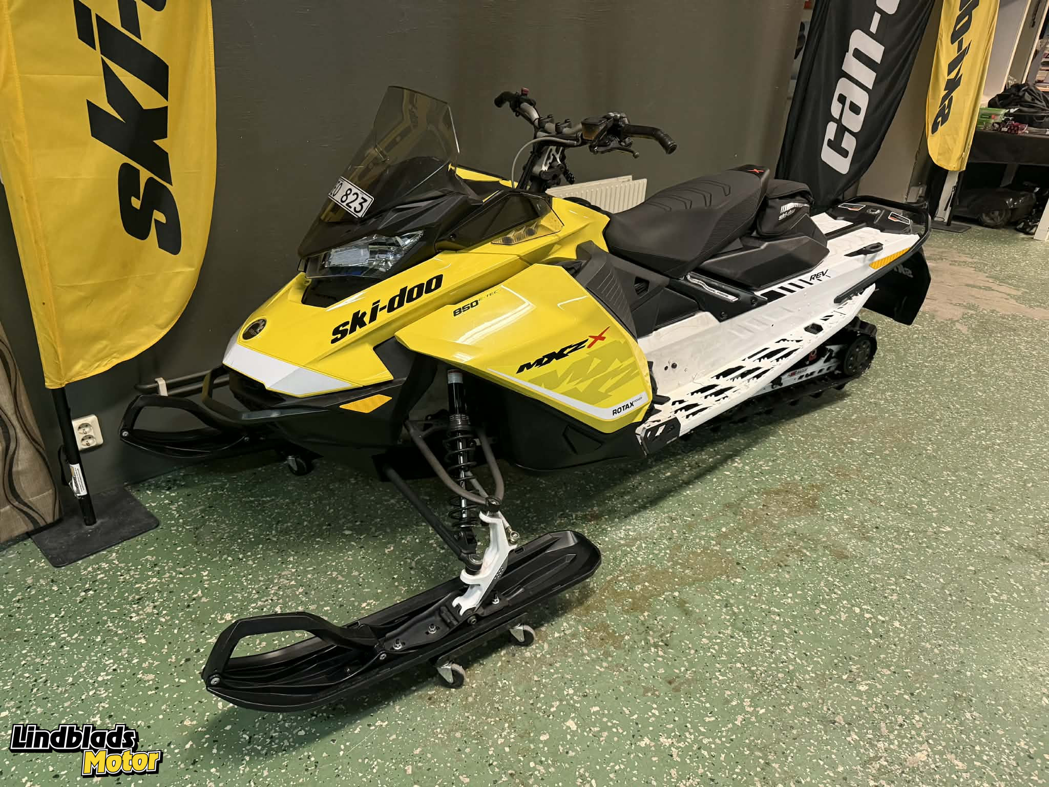 Produktbild 1 - Ski-doo MXZ X 850 E-TEC m. elstart 2017