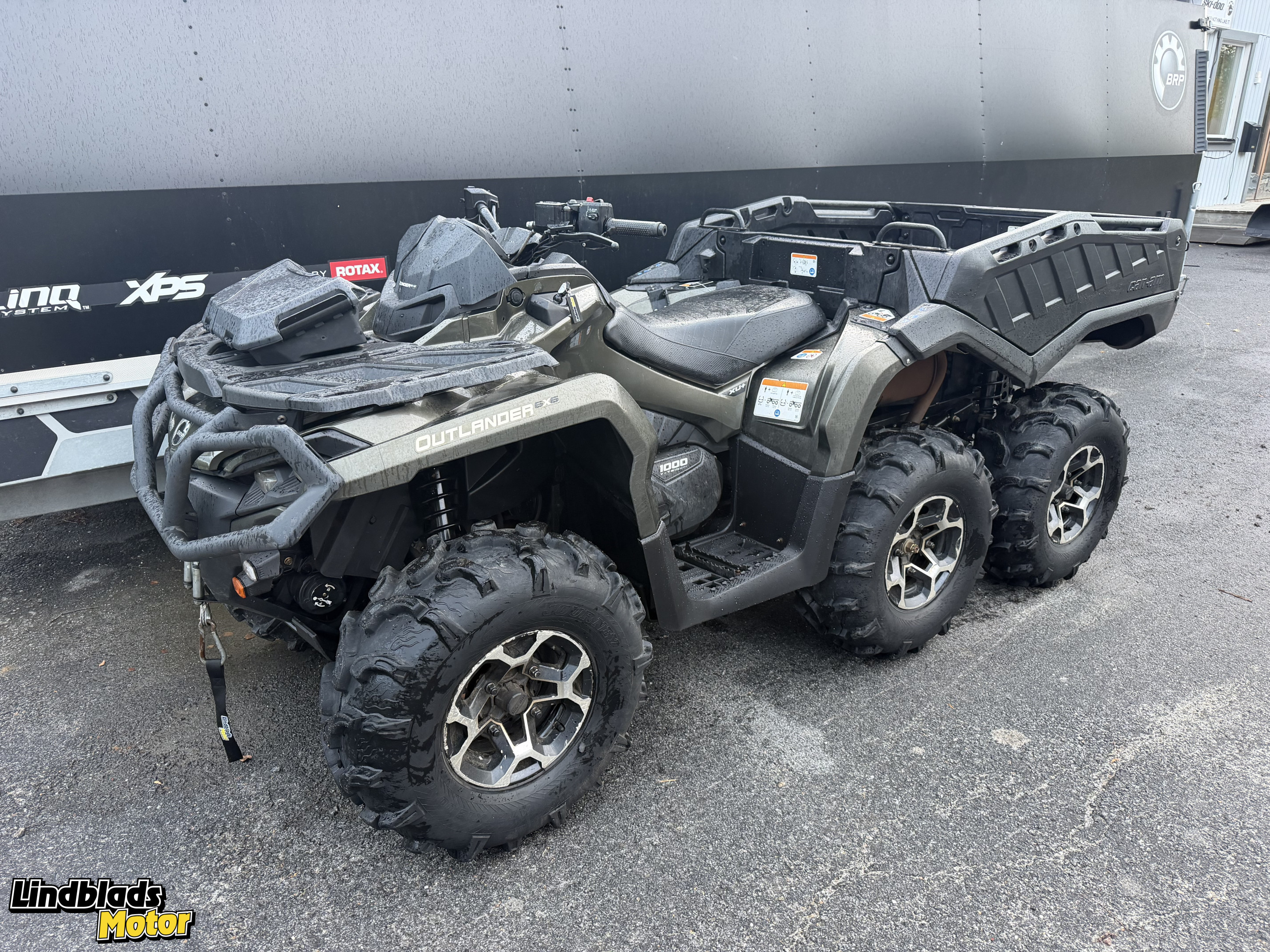 Produktbild 1 - Can-Am OUTLANDER 6X6 1000 XU+ 2023