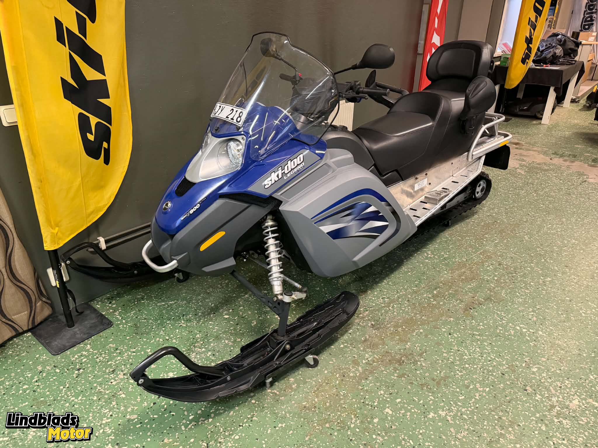 Produktbild 1 - Ski-doo LEGEND TOURING V800 2008