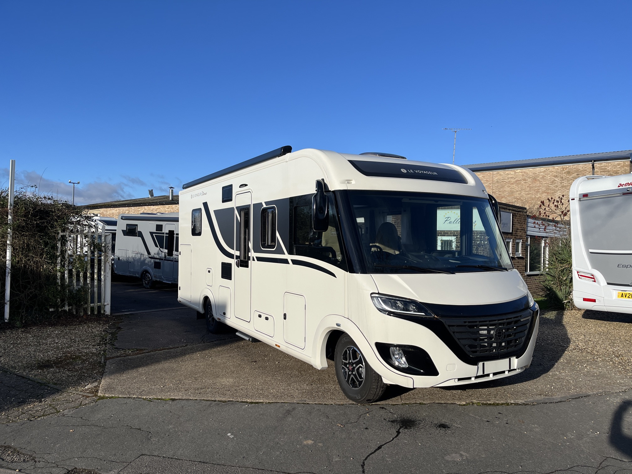 [general.product.image.short] 1 - Le Voyageur ETERNA LV 7.8 CF 2024