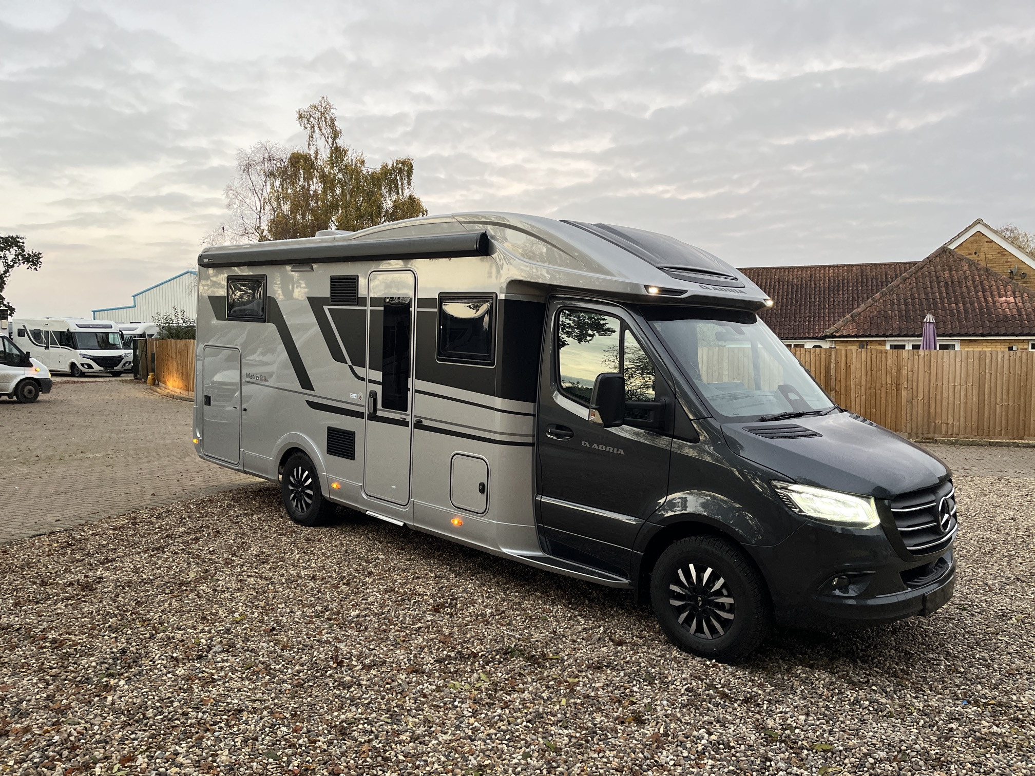 [general.product.image.short] 1 - Adria MATRIX SUPREME MB 670 DL 2025