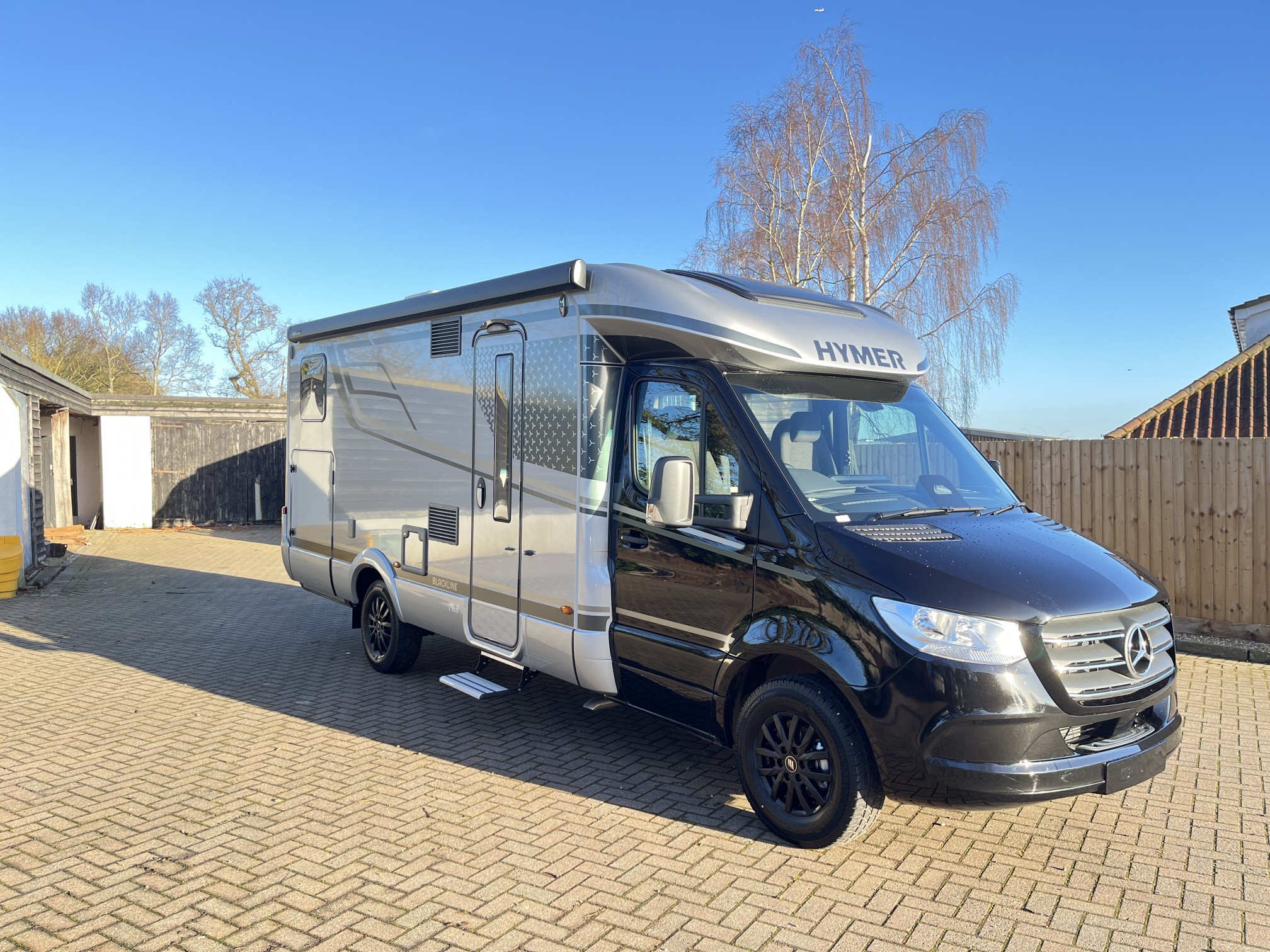 [general.product.image.short] 1 - Hymer B-Class ModernComfort BMC-T 680 BlackLine 20