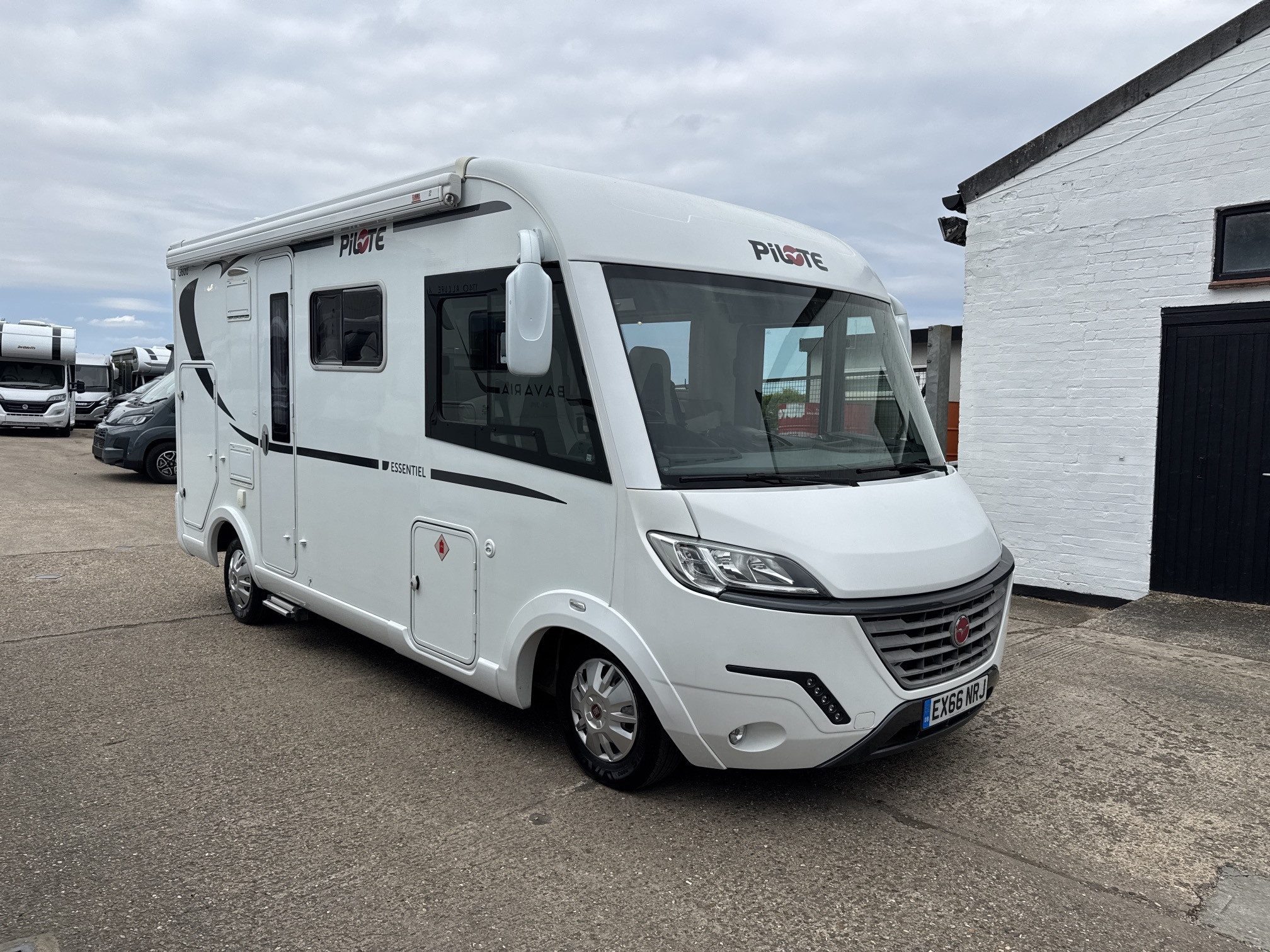 [general.product.image.short] 1 - Pilote G600L 2016