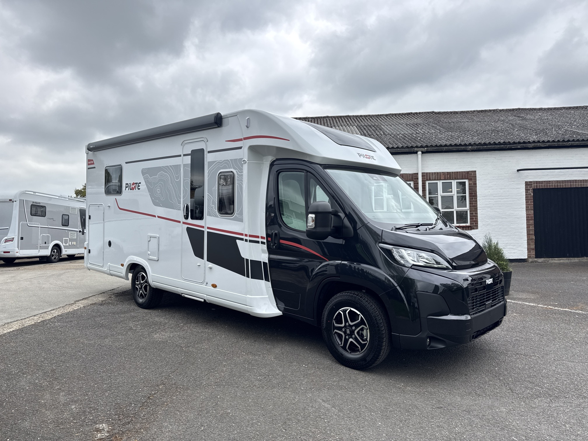 [general.product.image.short] 1 - Pilote P720FC Selection 2025