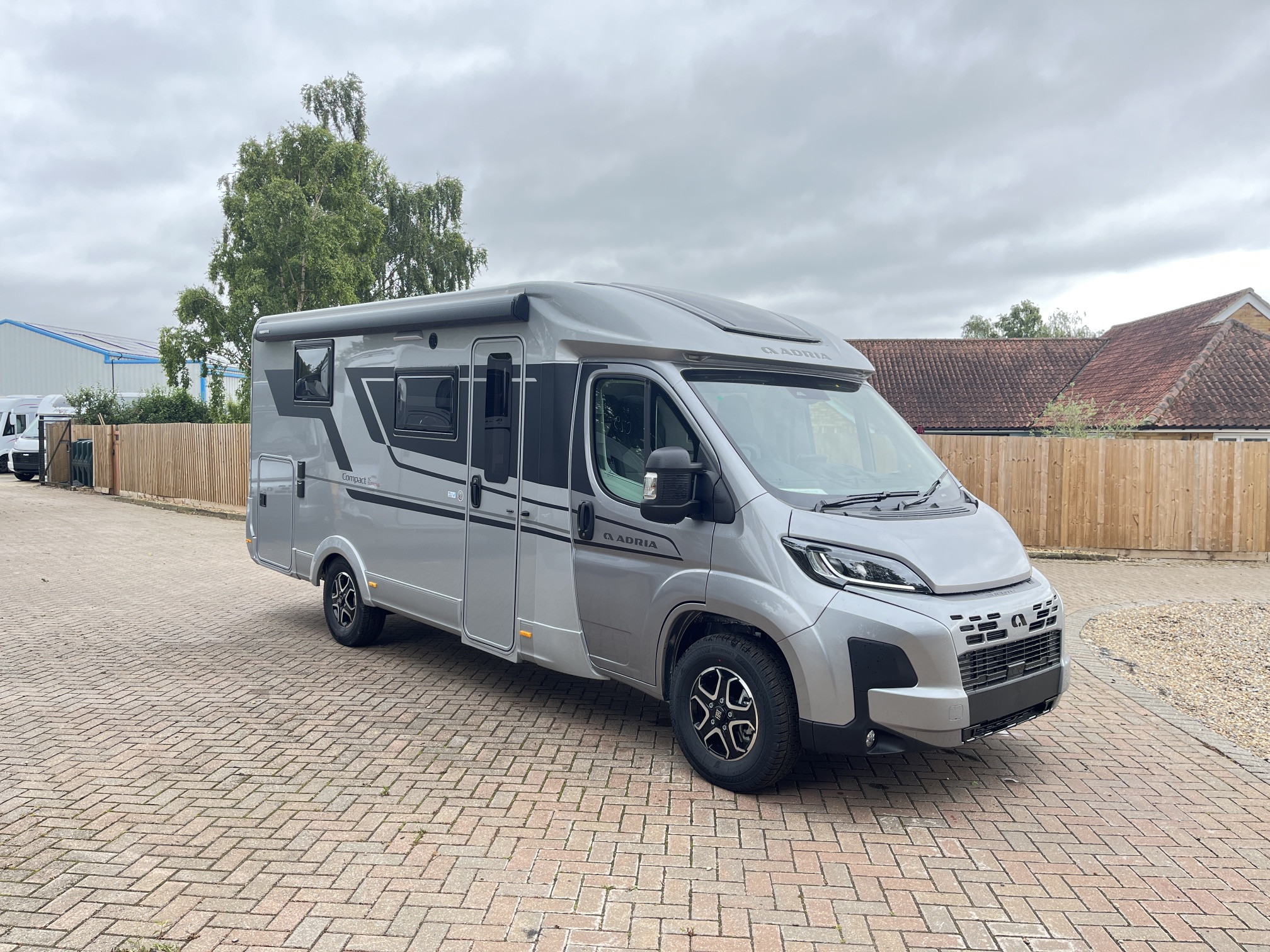 [general.product.image.short] 1 - Adria COMPACT SUPREME SC 2025