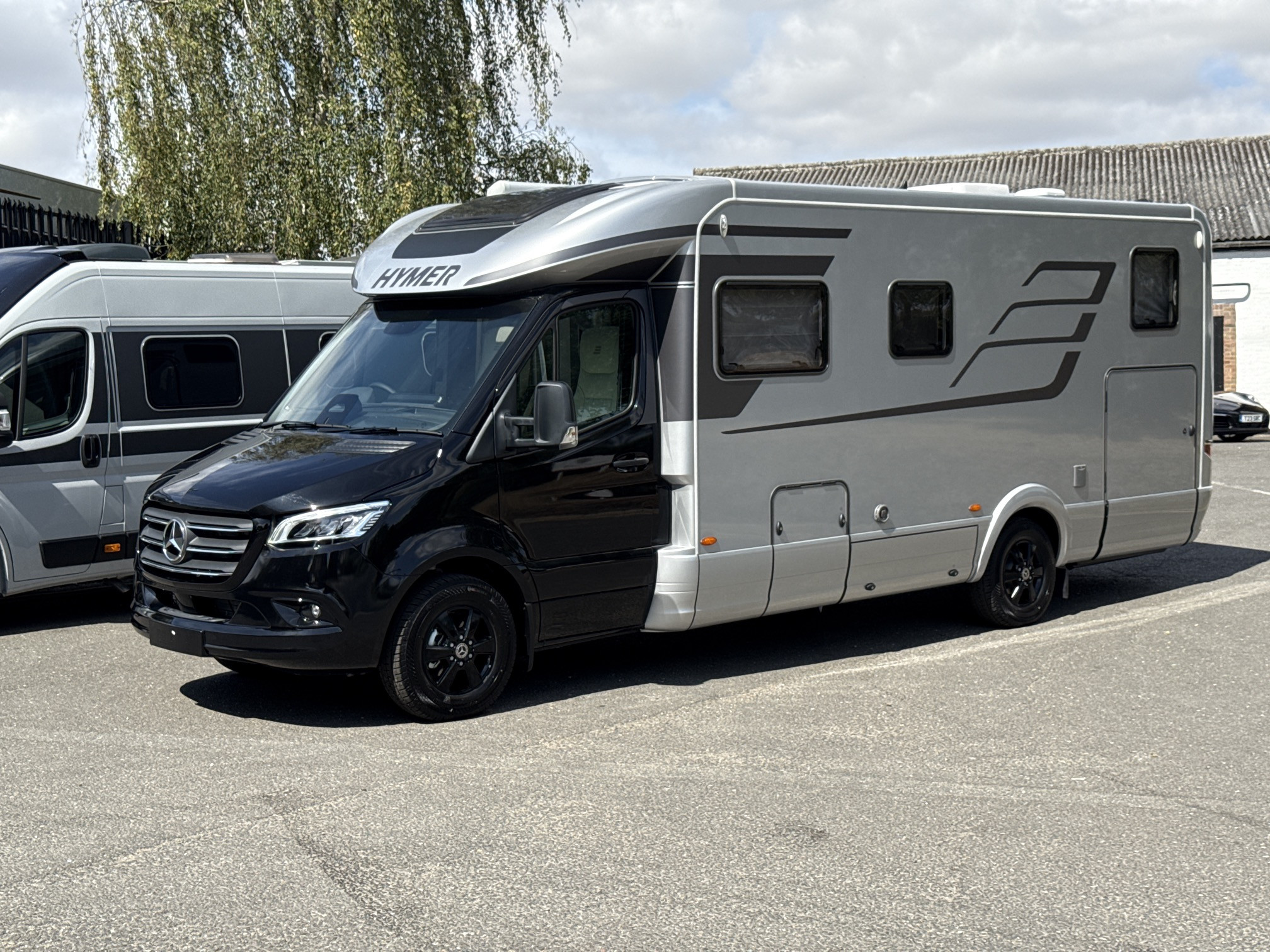 [general.product.image.short] 1 - Hymer B Class MasterLine B-ML T 780 2025