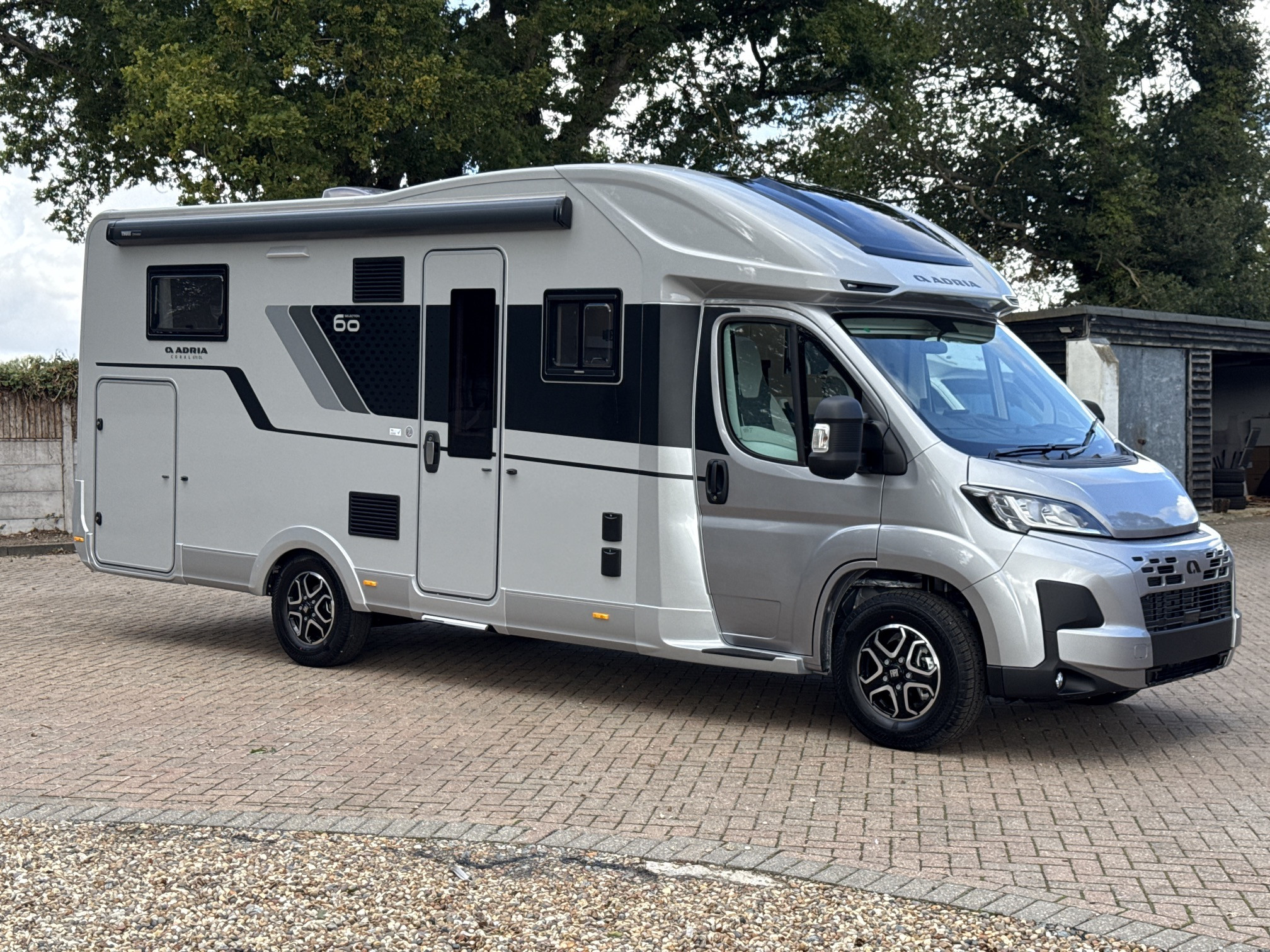 [general.product.image.short] 1 - Adria CORAL 60Y 670 DL 2025