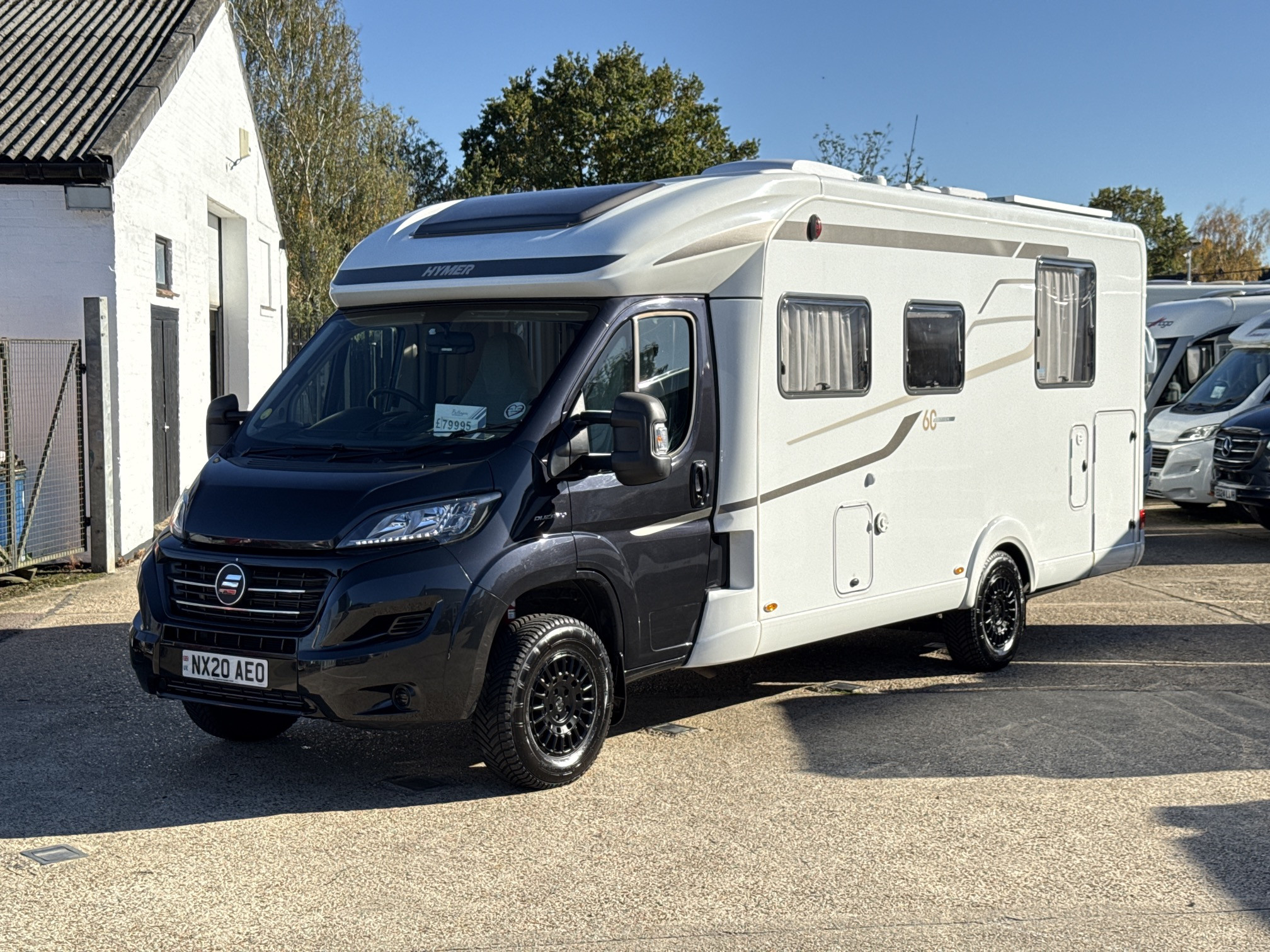 [general.product.image.short] 1 - Hymer T698CL 2020