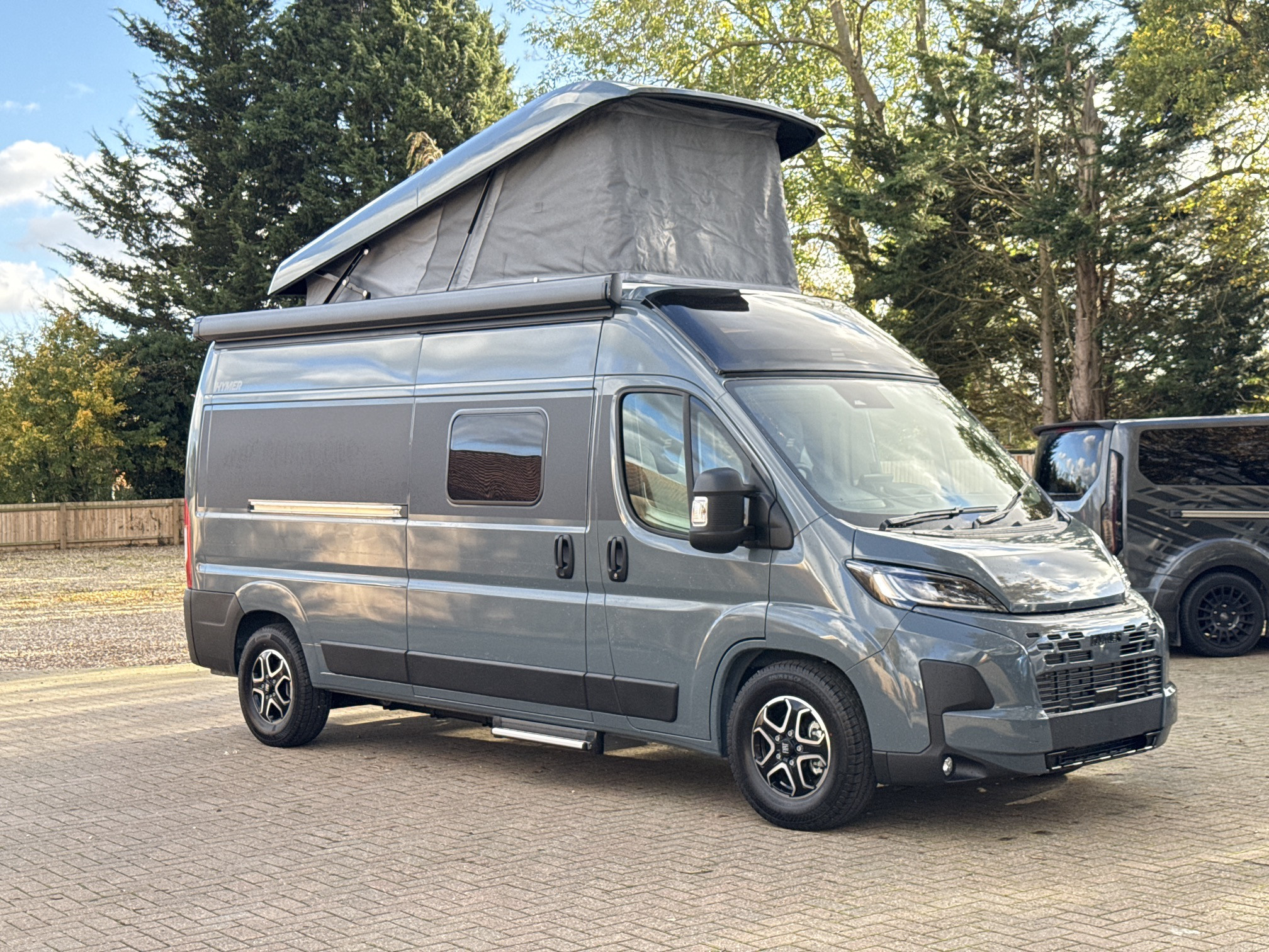 [general.product.image.short] 1 - Hymer Yellowstone 601 2026