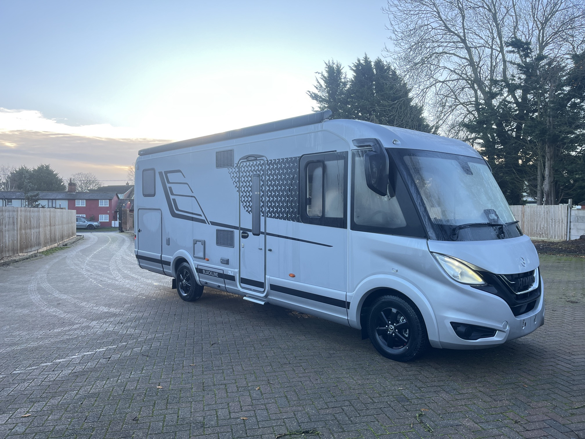 [general.product.image.short] 1 - Hymer B-ML I 780 BlackLine 2026