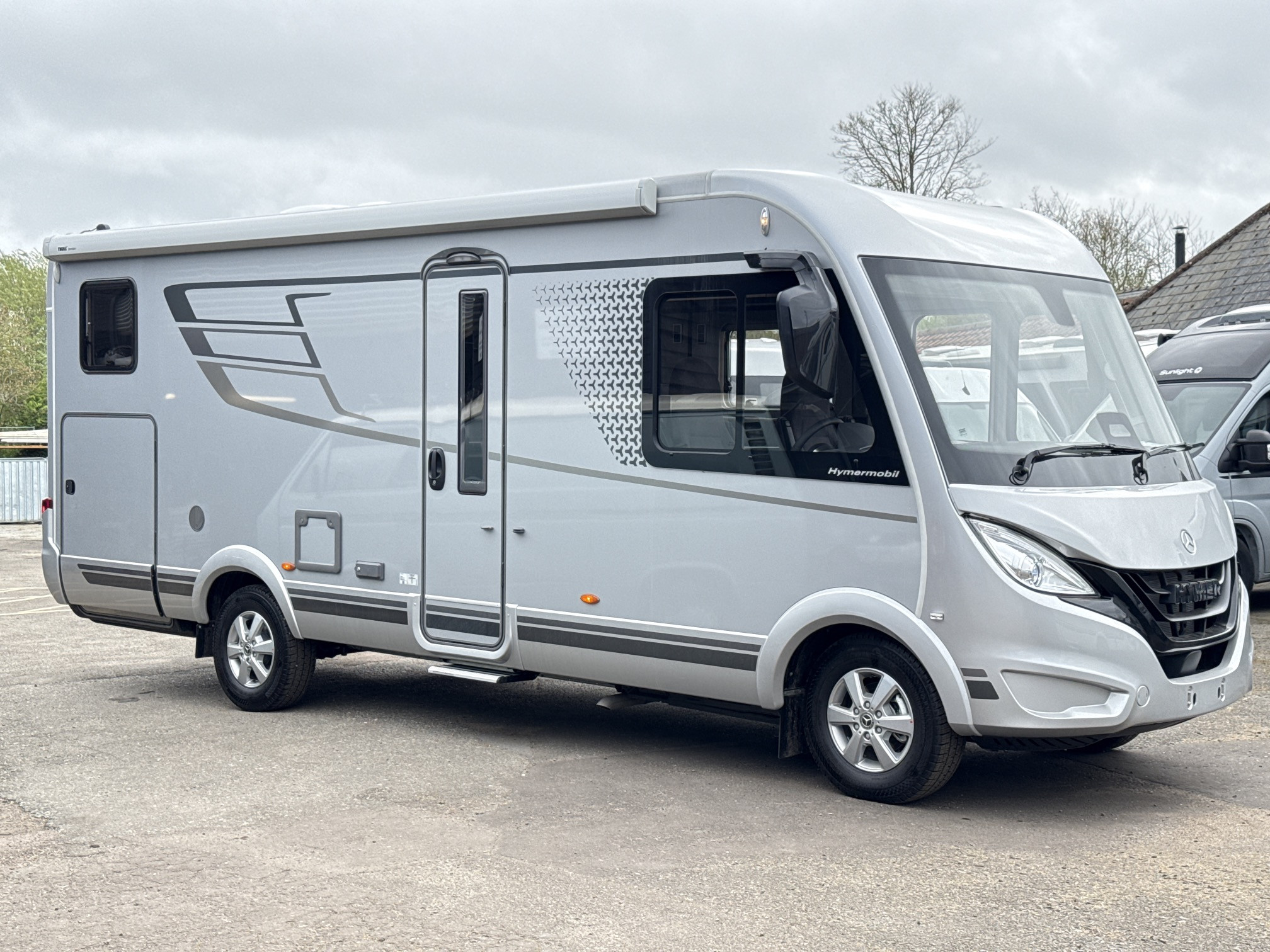 [general.product.image.short] 1 - Hymer B-Class ModernComfort B-MC I680 2026