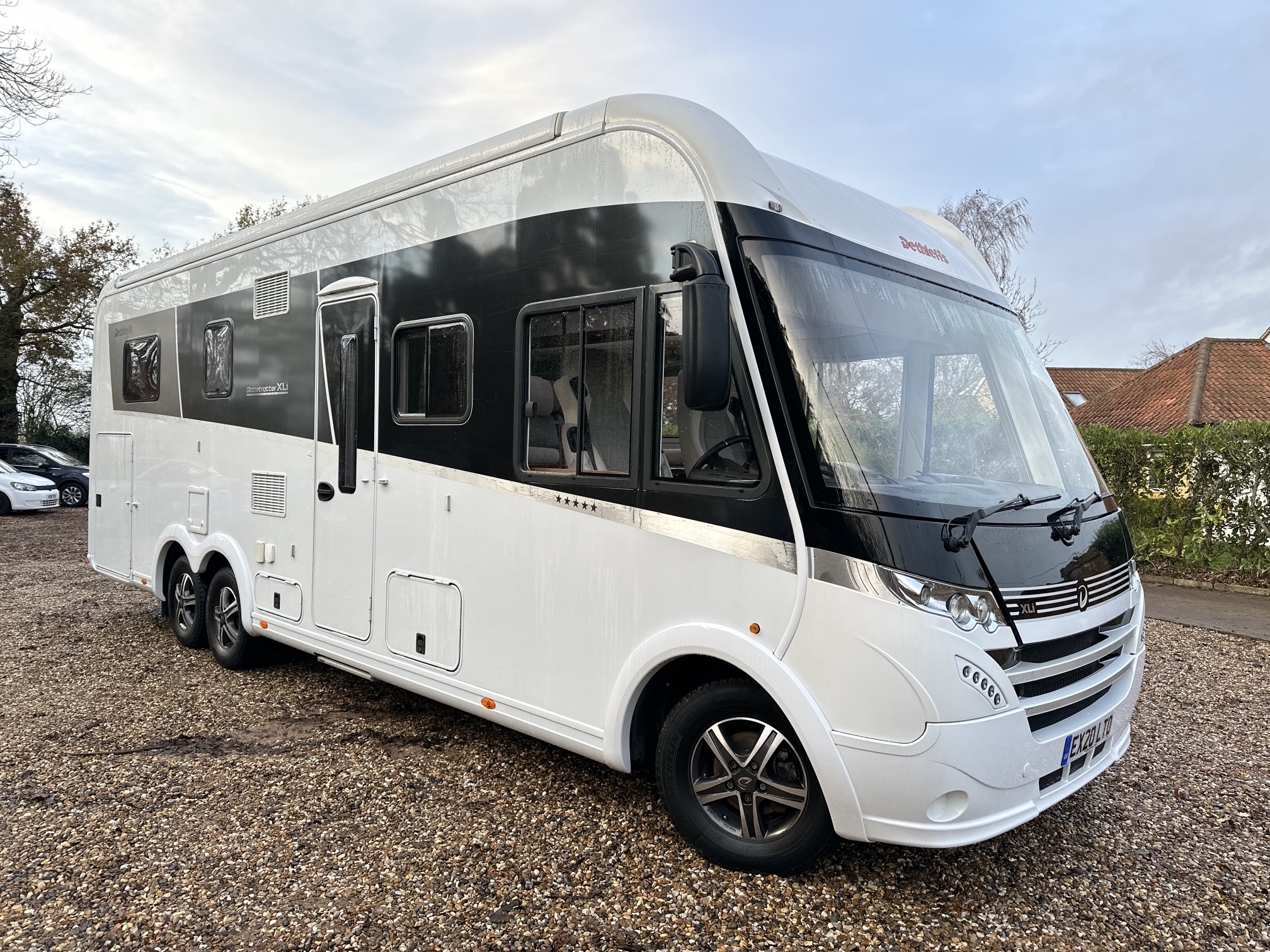 [general.product.image.short] 1 - Dethleffs Globetrotter XLI 7850 DBM Premium 2020