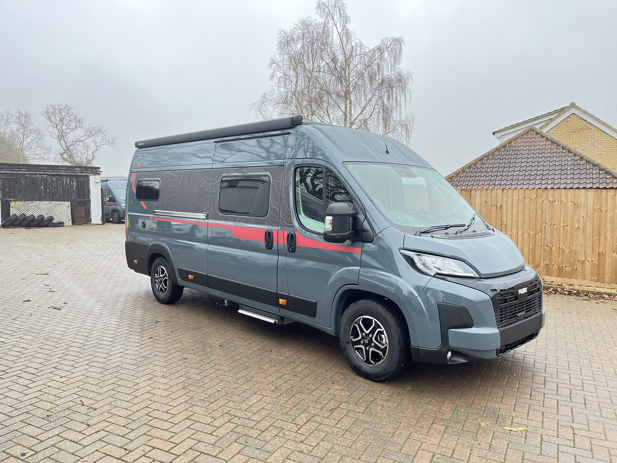 [general.product.image.short] 1 - Pilote V630J Evidence 2025