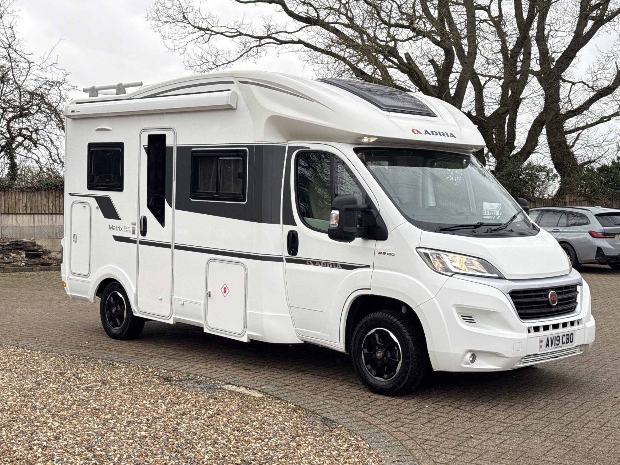 [general.product.image.short] 1 - Adria Matrix 590 ST Access 2019