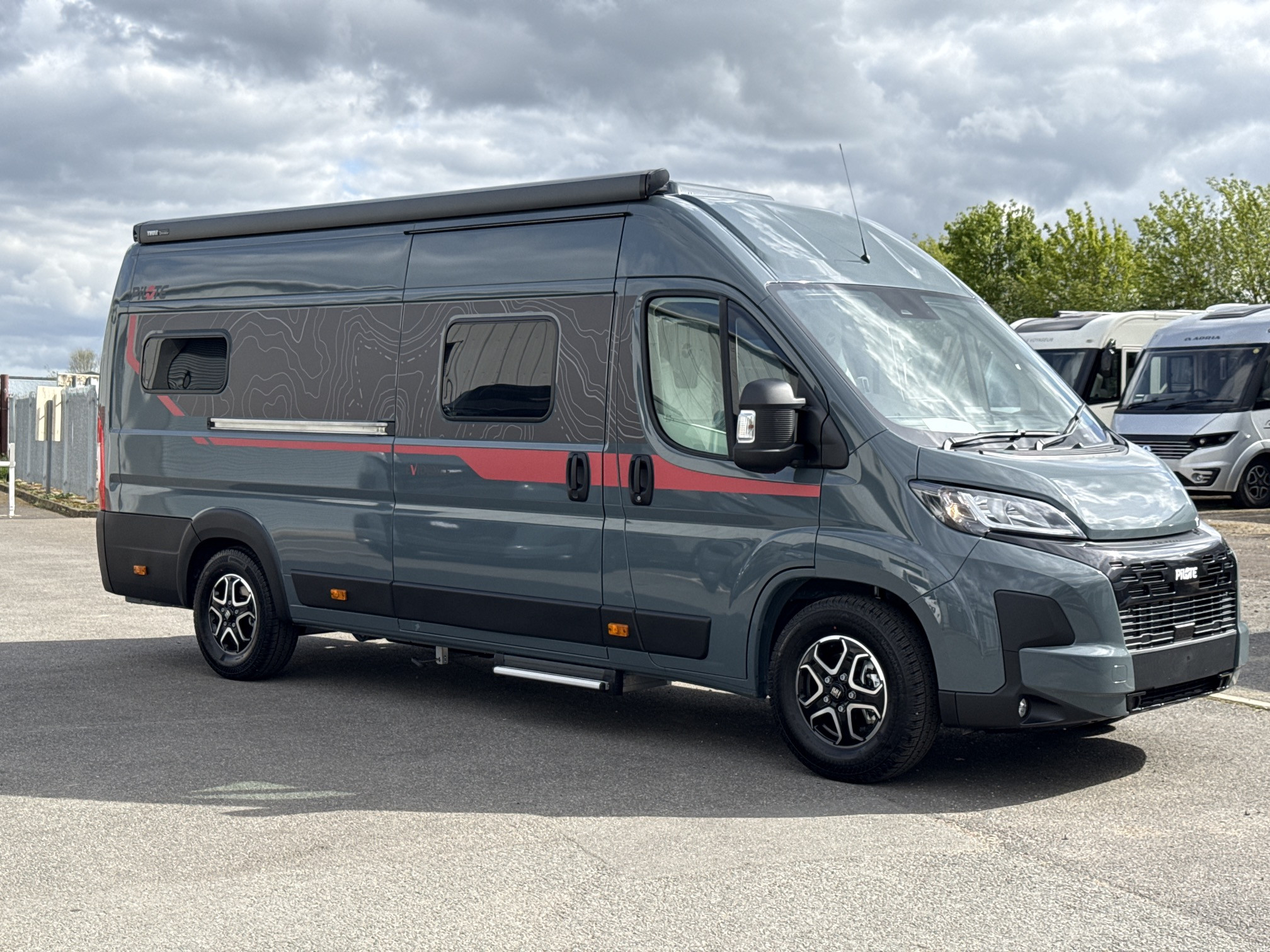 [general.product.image.short] 1 - Pilote V630J Selection 2026