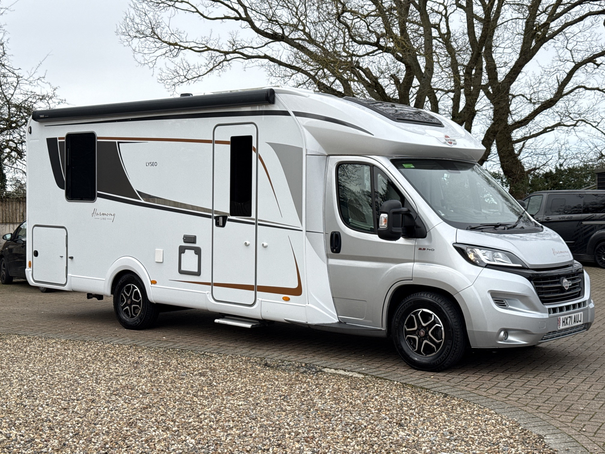 [general.product.image.short] 1 - Burstner Lyseo Harmony Line 745 2021