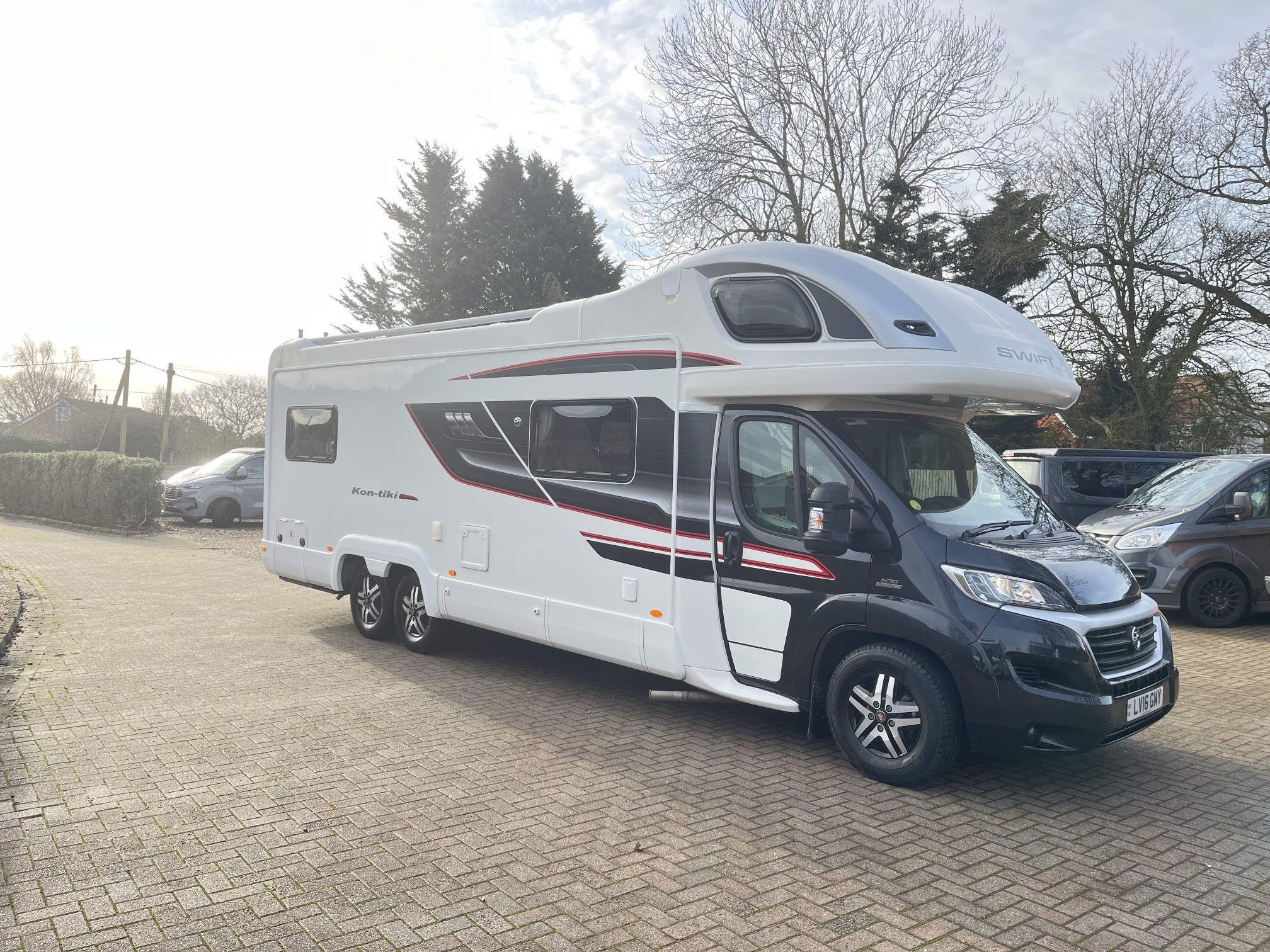 [general.product.image.short] 1 - Swift Kontiki 649 2016