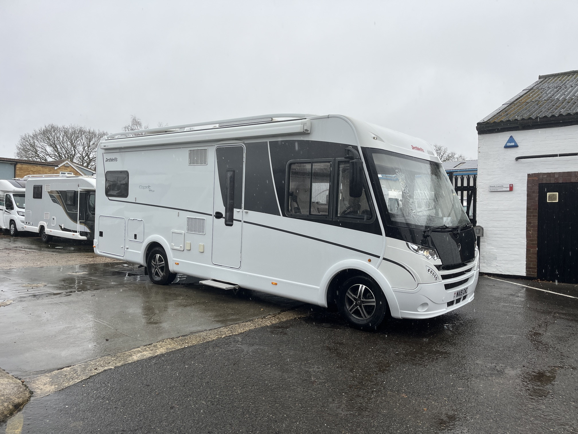 [general.product.image.short] 1 - Dethleffs Esprit I7150 EB Eighty Eight Edition 201