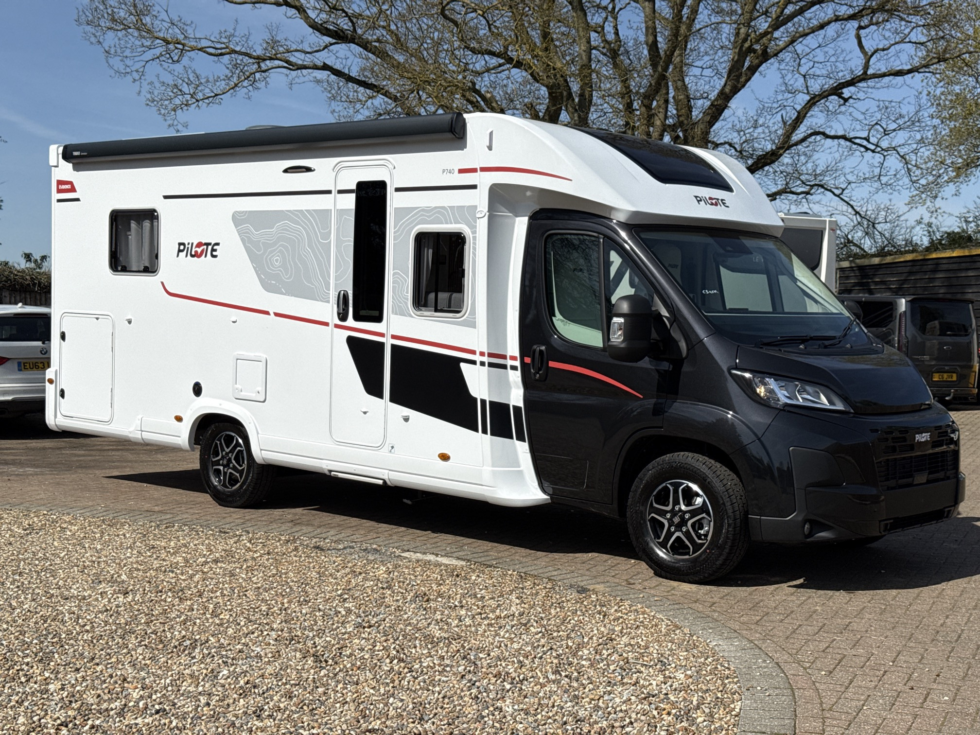 [general.product.image.short] 1 - Pilote P740FC Evidence 2026