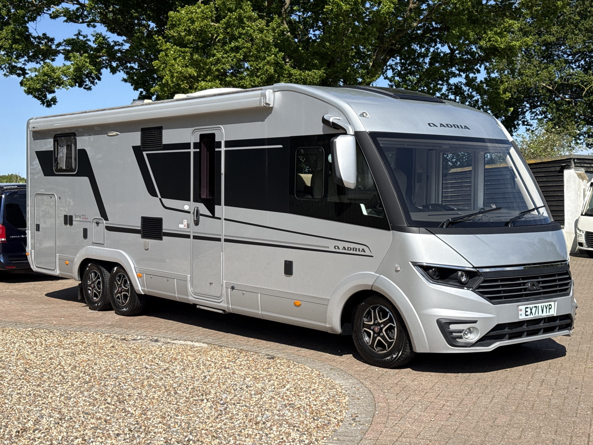 [general.product.image.short] 1 - Adria Sonic 810 SL 2021