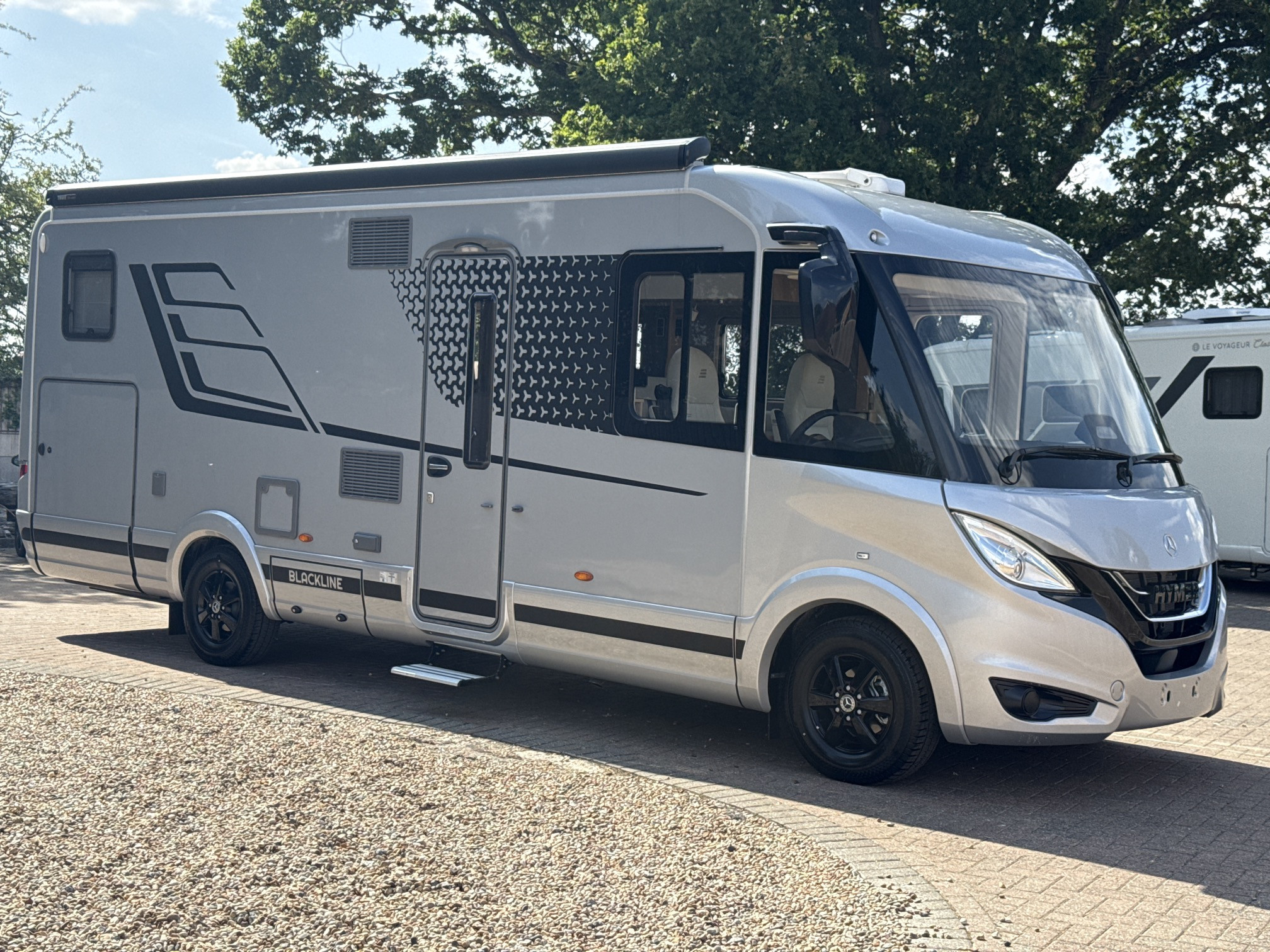 [general.product.image.short] 1 - Hymer B-Class MasterLine B-ML I780 Blackline 2026