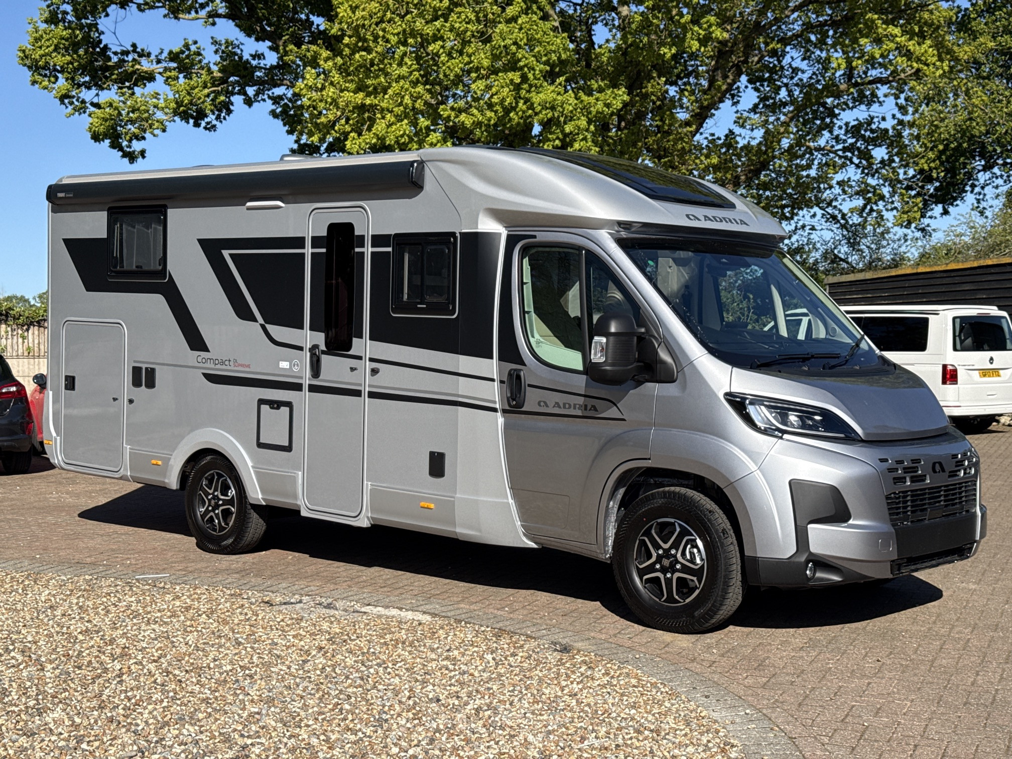 [general.product.image.short] 1 - Adria COMPACT SUPREME DL  2026