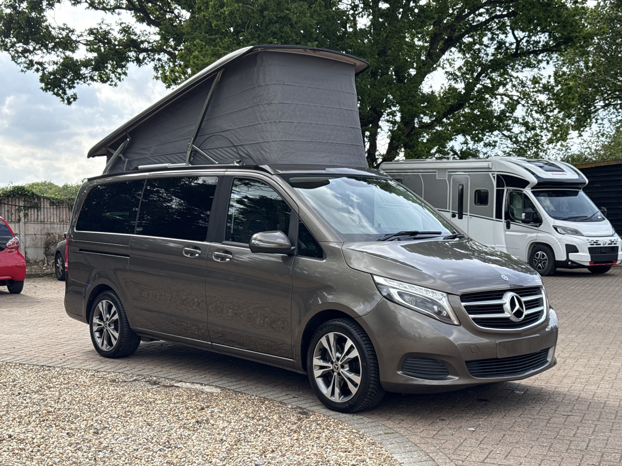 [general.product.image.short] 1 - Mercedes-Benz Marco Polo 2018