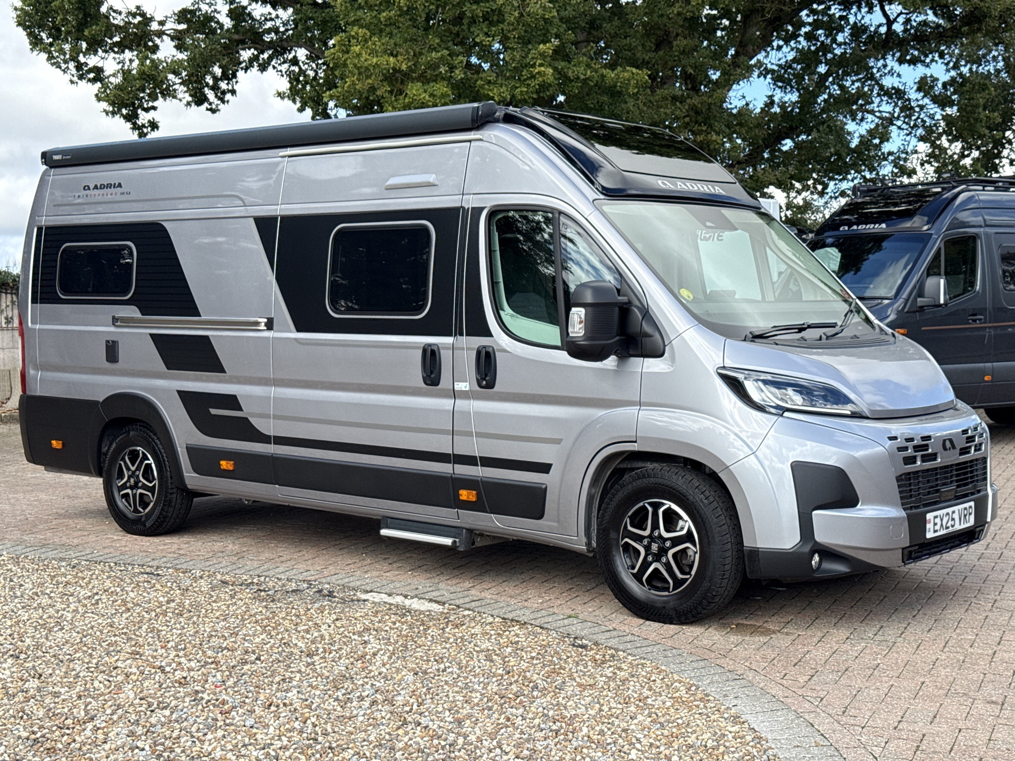 [general.product.image.short] 1 - Adria Twin Supreme 640 SLB 2025