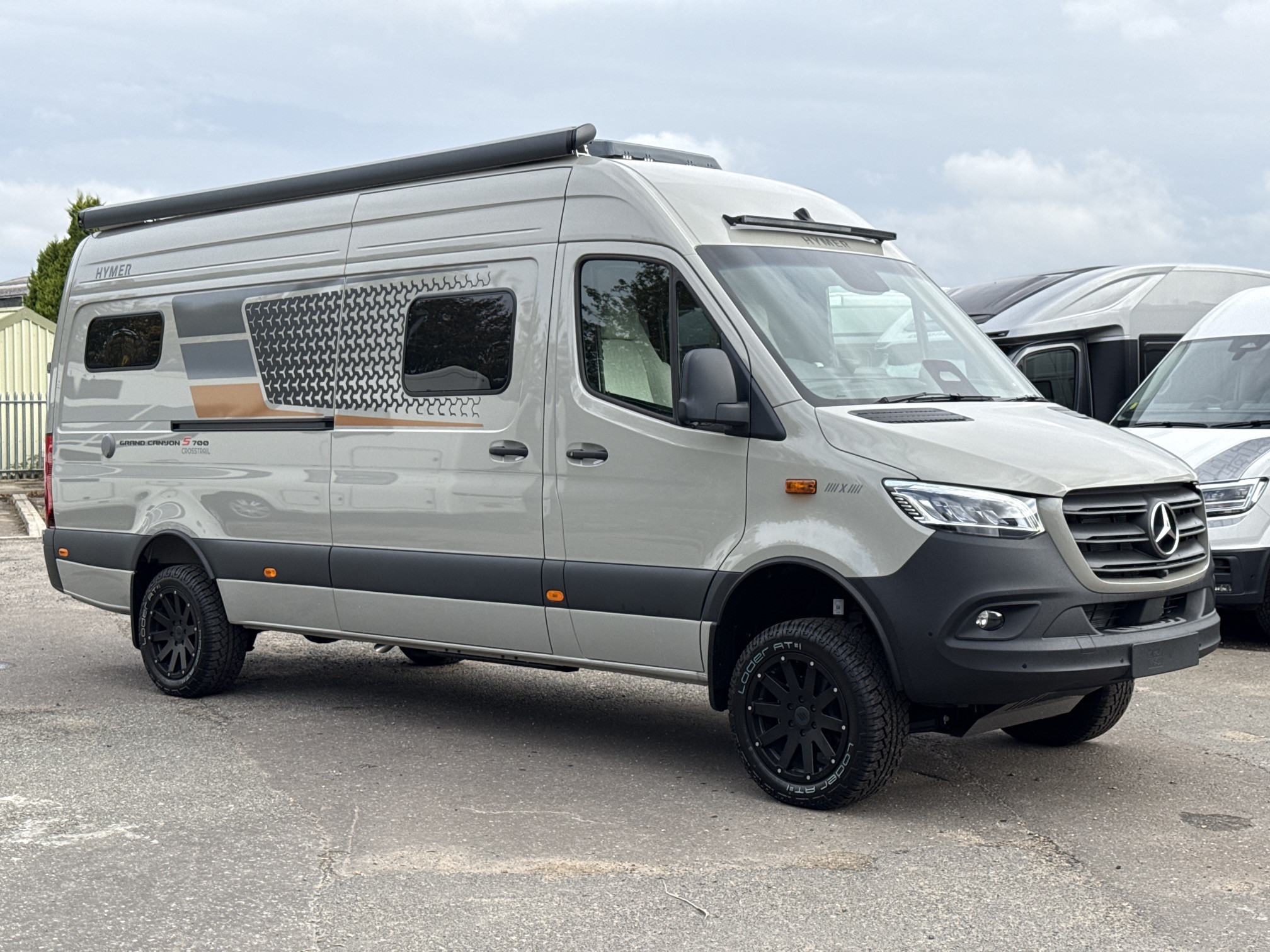 [general.product.image.short] 1 - Hymer Grand Canyon S 700 CrossTrail 2027
