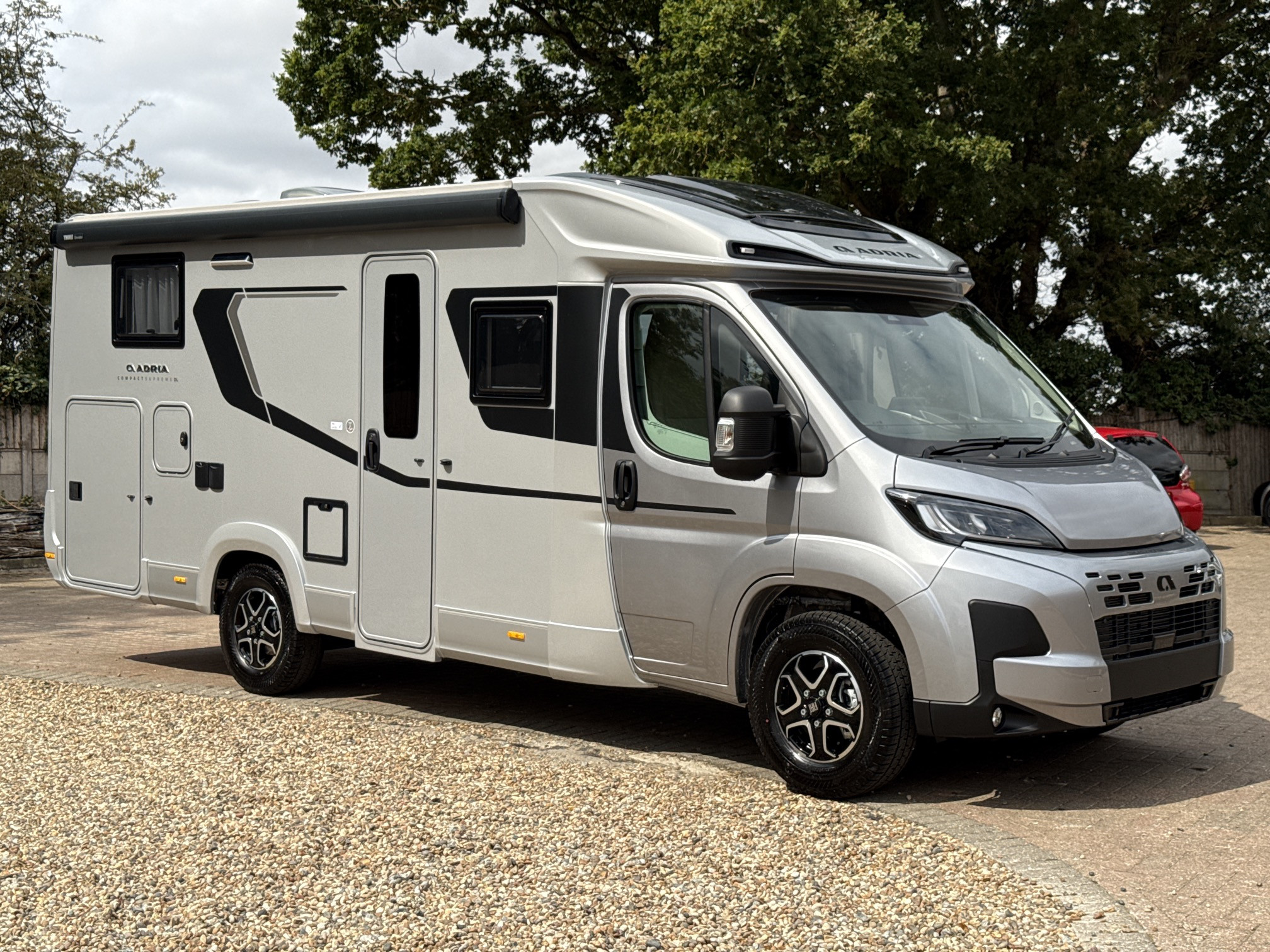 [general.product.image.short] 1 - Adria COMPACT SUPREME DL  2027