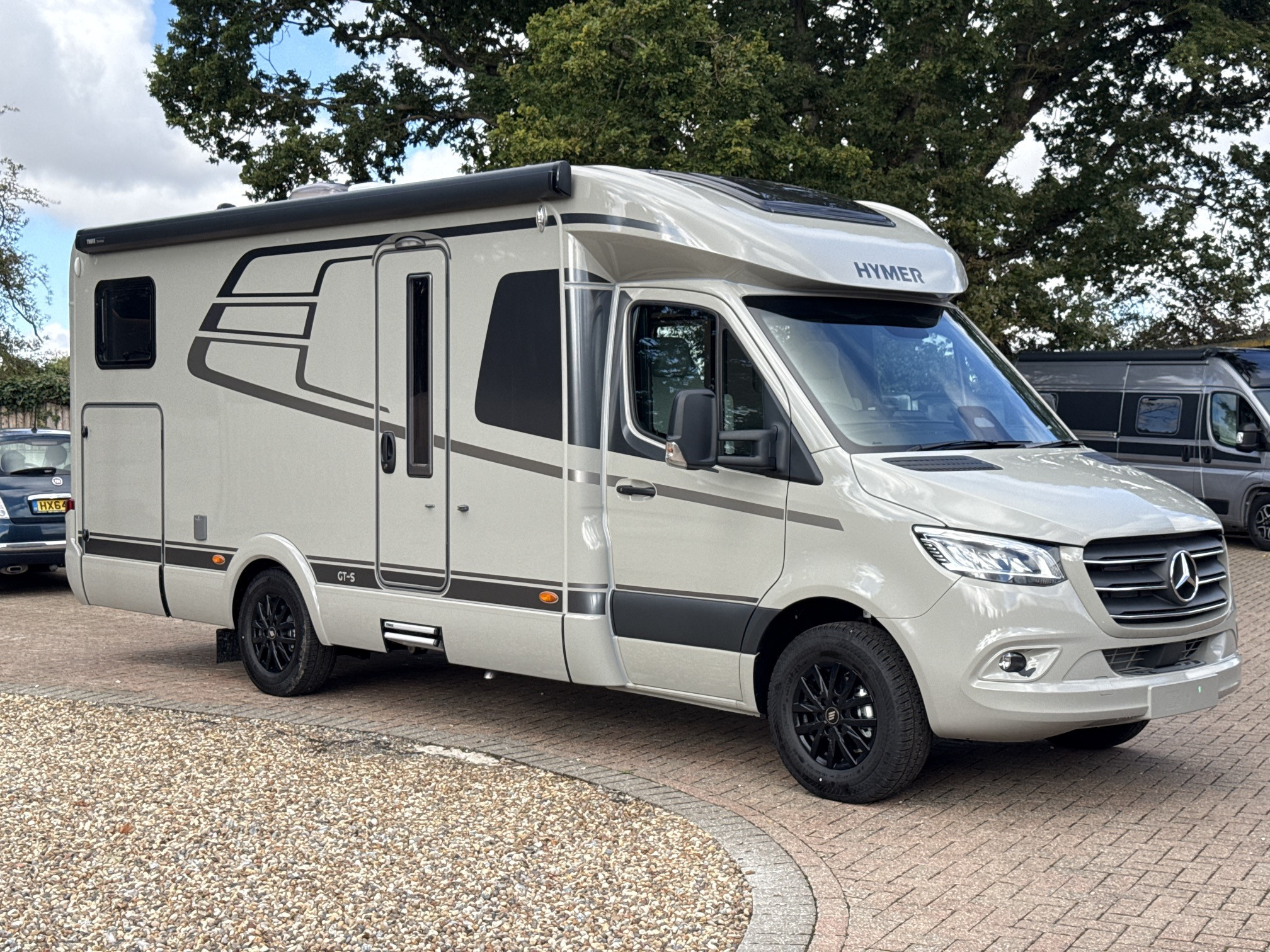 [general.product.image.short] 1 - Hymer GT-S 685 2027
