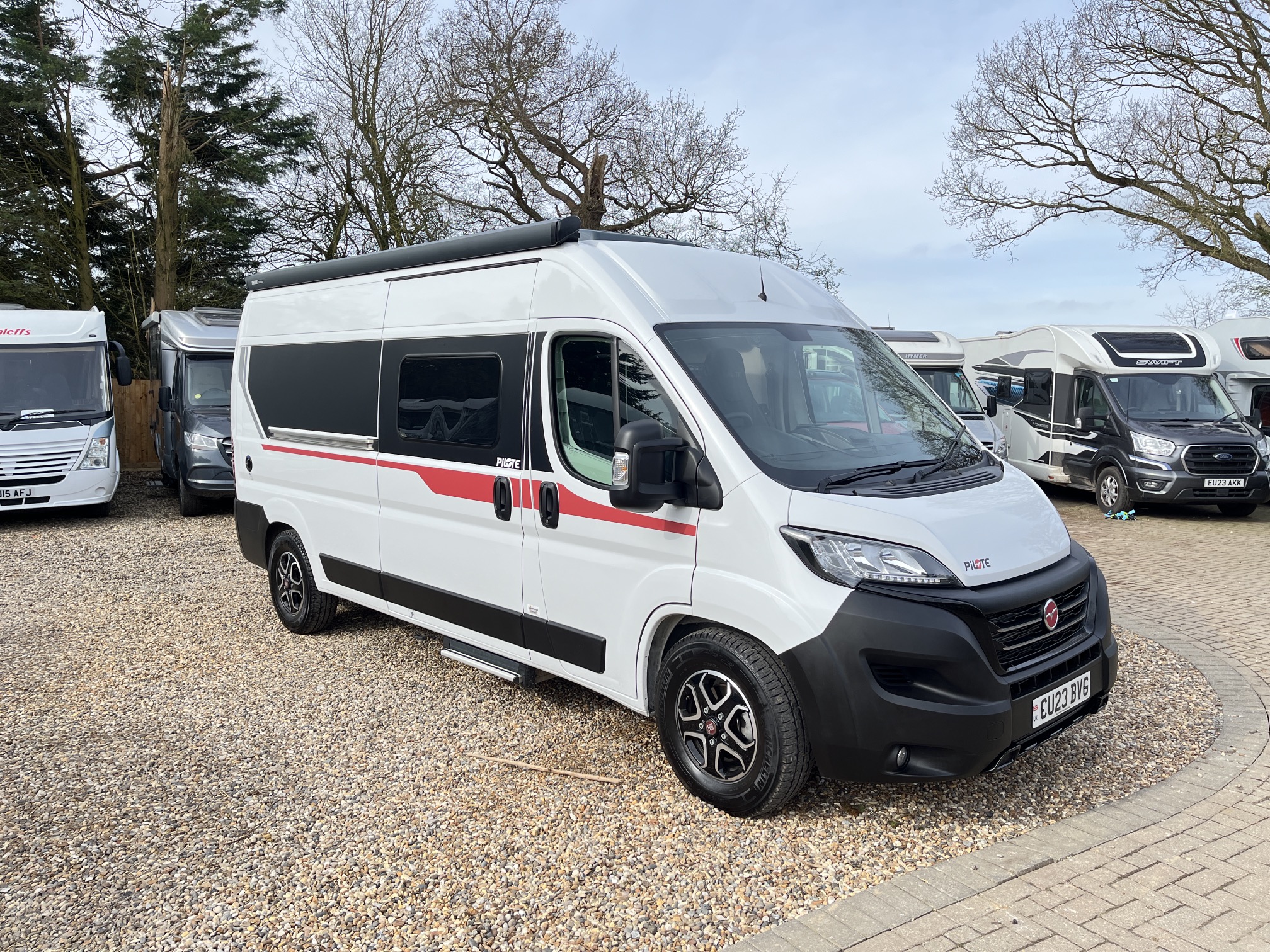 [general.product.image.short] 1 - Pilote V600G Premium 2023