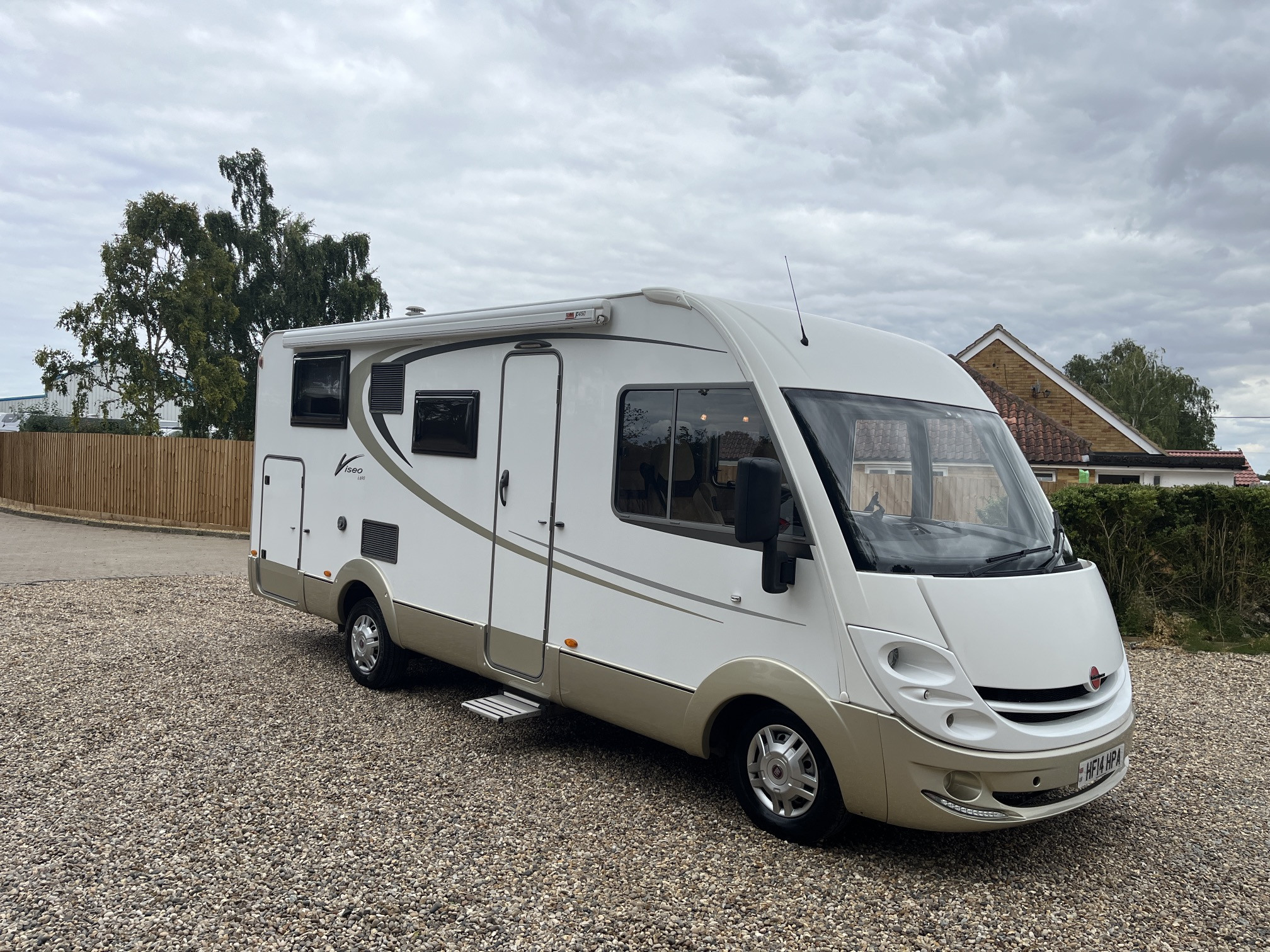 [general.product.image.short] 1 - Burstner Viseo i690 2014